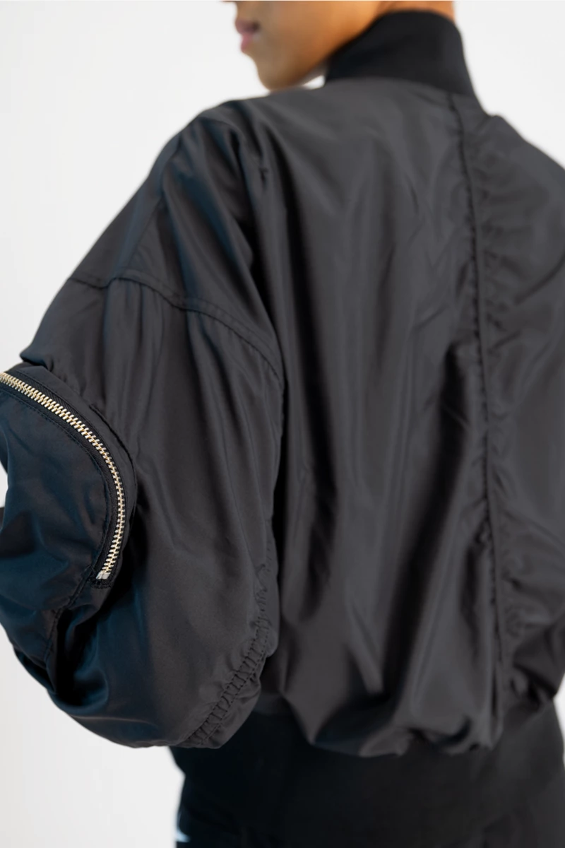 Nike Sportswear Essential Bomber Damen Trainingsjacke