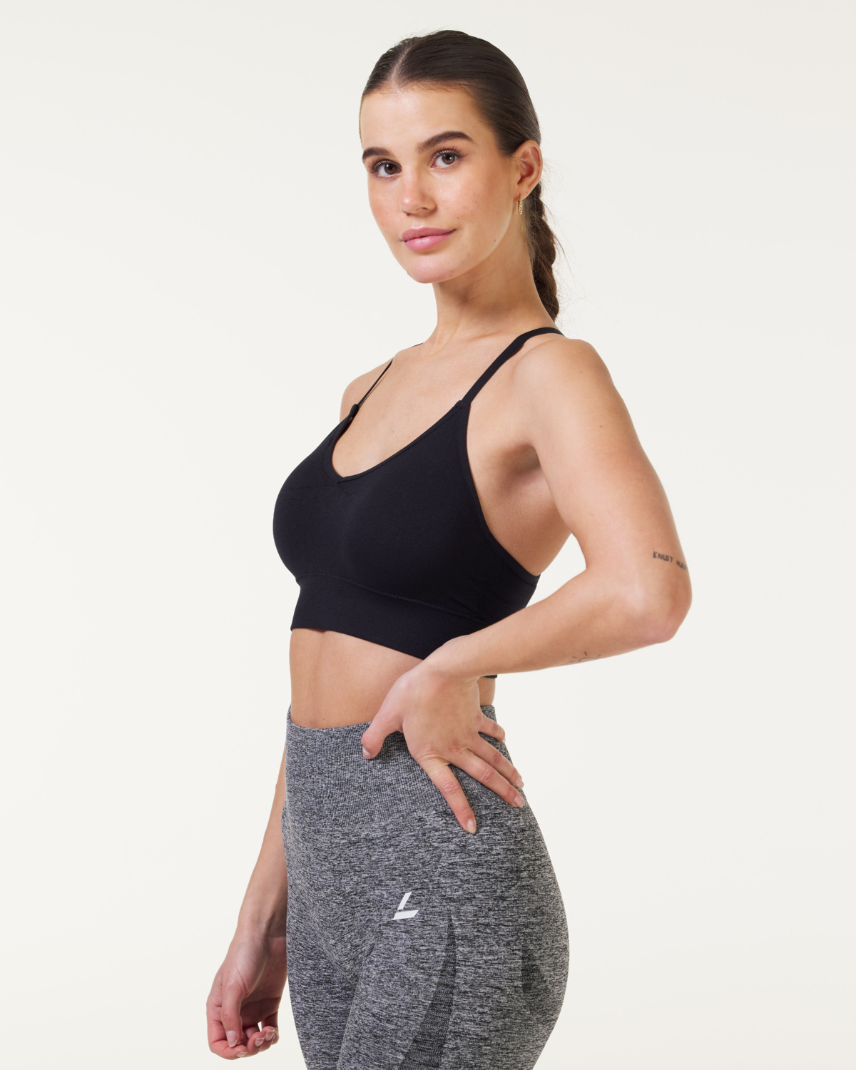 LEVITY Smooth Seamless Bra Black