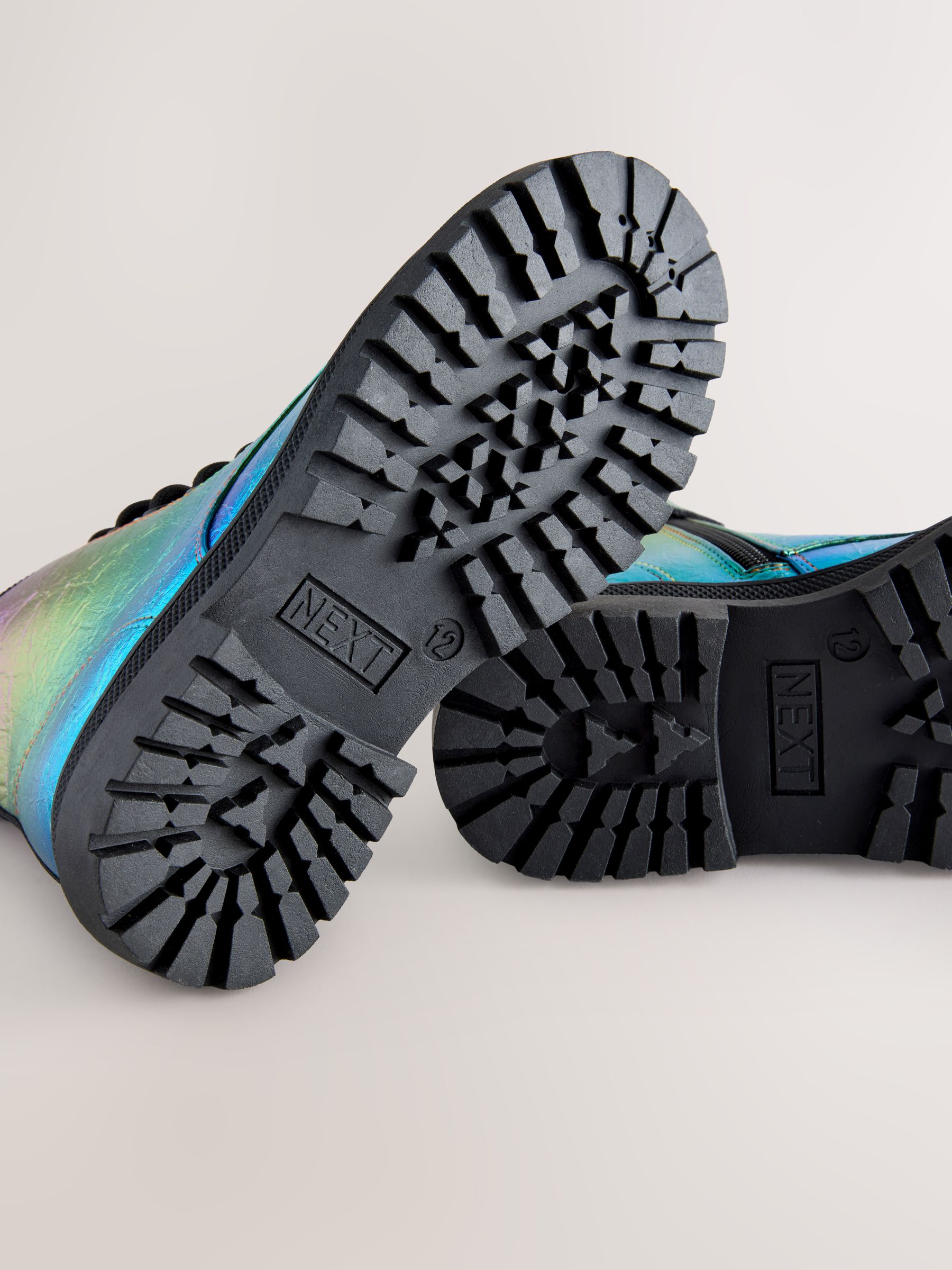 Metallic regenboog - Warmgevoerde enkellaarzen met veters
