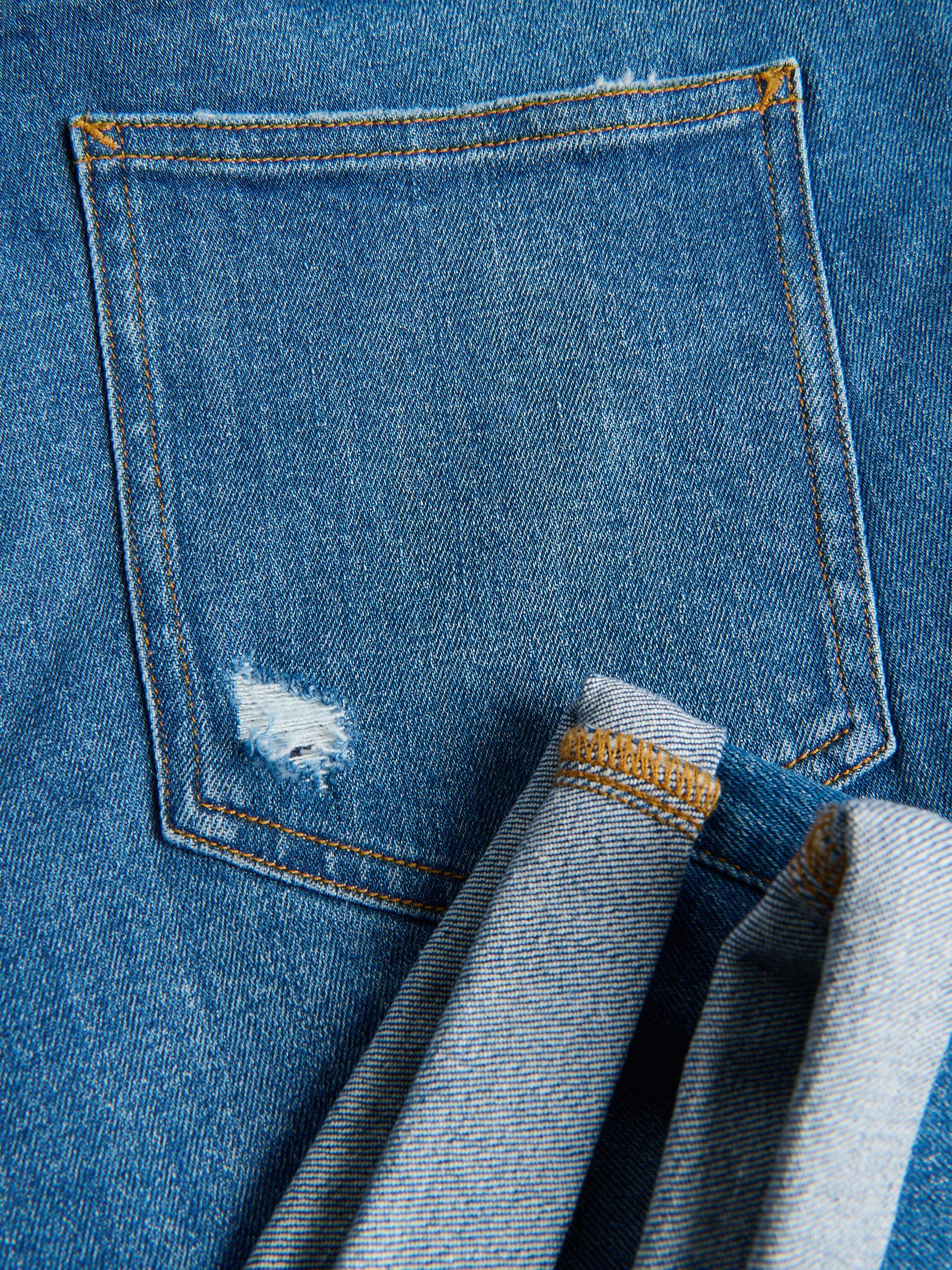 Denim-Shorts im Slim-Fit