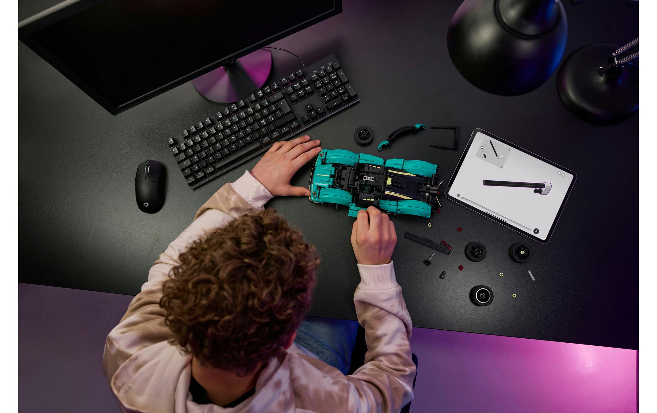 Technic Aston Martin Valkyrie 42208Spielset für Kinder und Autoliebhaber