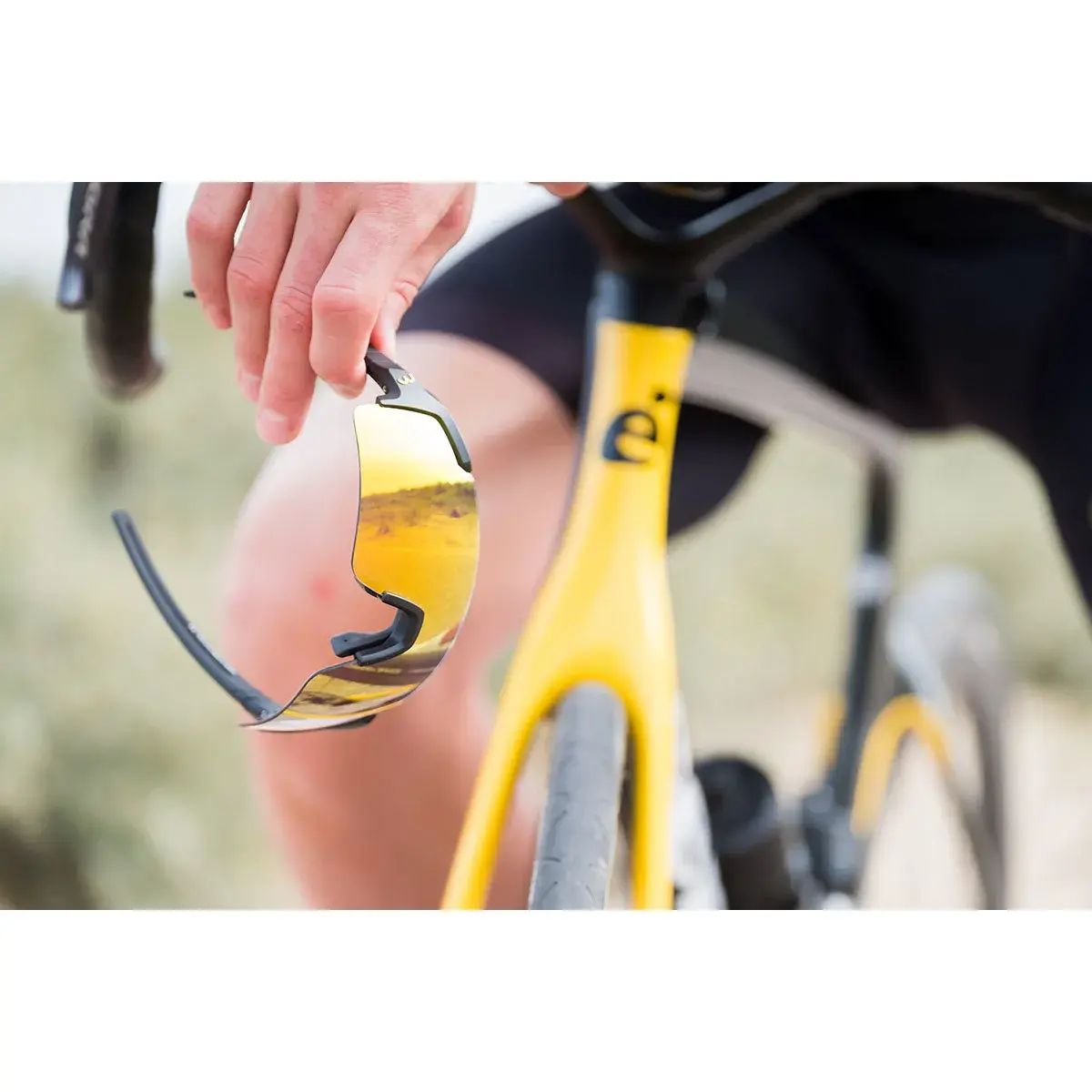 BBB Cycling BSG-70 FullView Sport Zonnebril HC Red Mirror Lens Mat Zwart