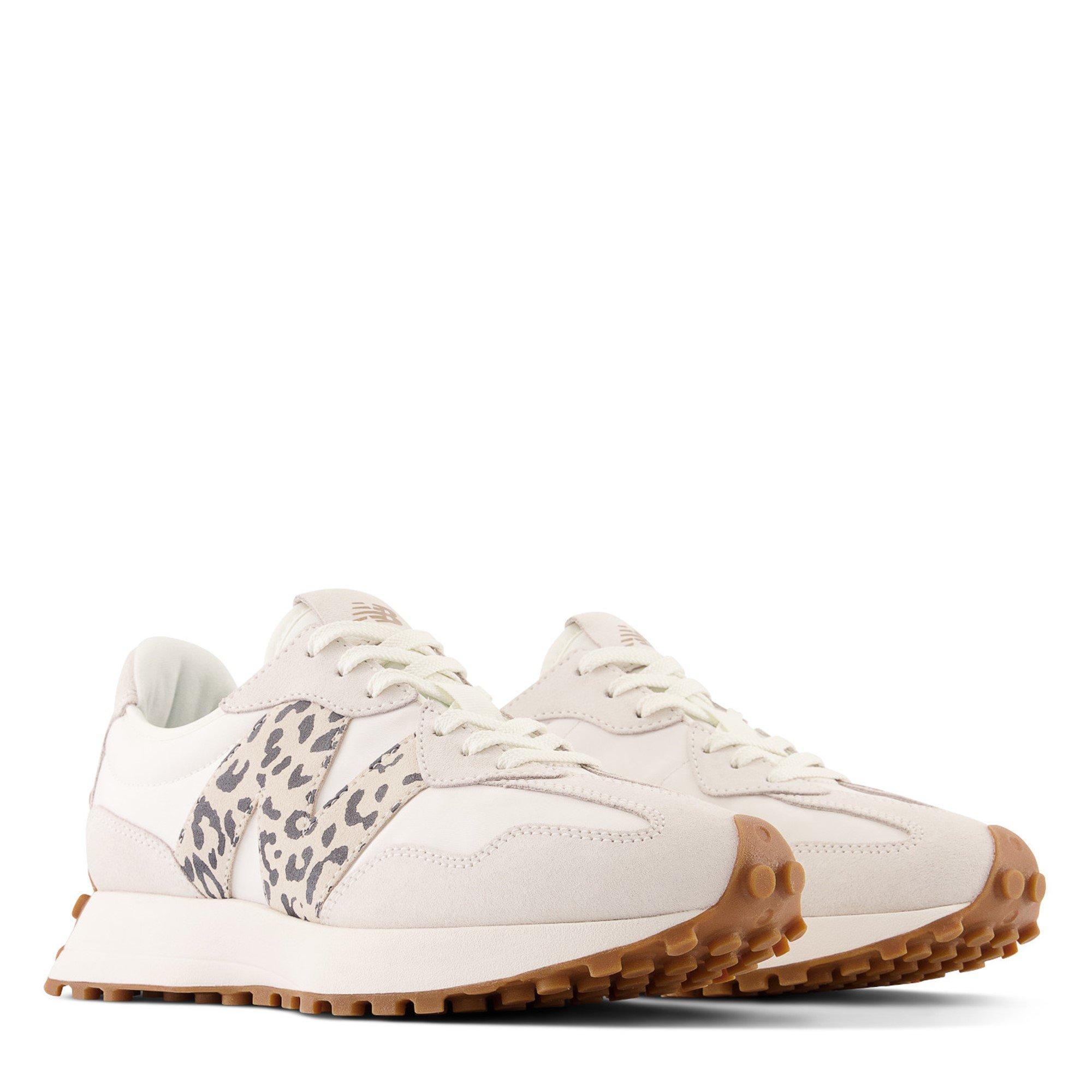 New Balance 327