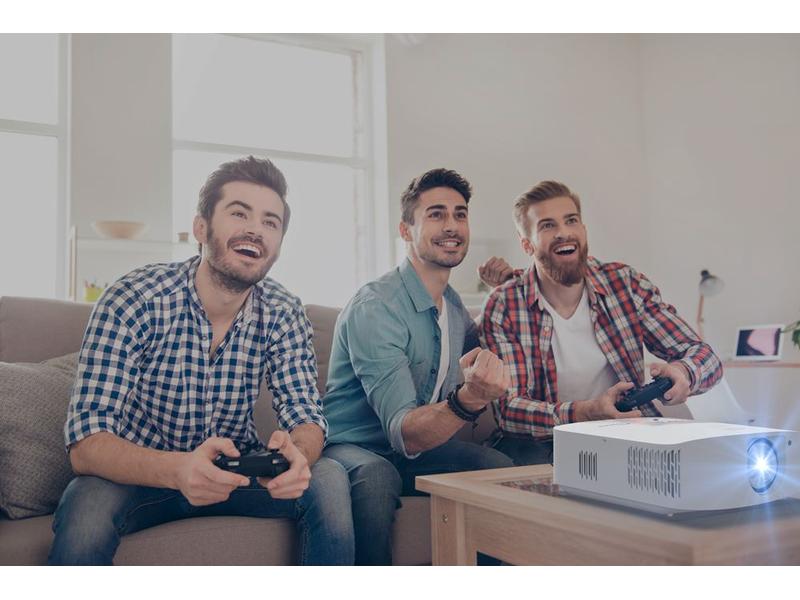 Optoma Kurzdistanzprojektor UHD35STx 4K UHD Gaming und Home Entertainment Kurzdistanz-Projektor