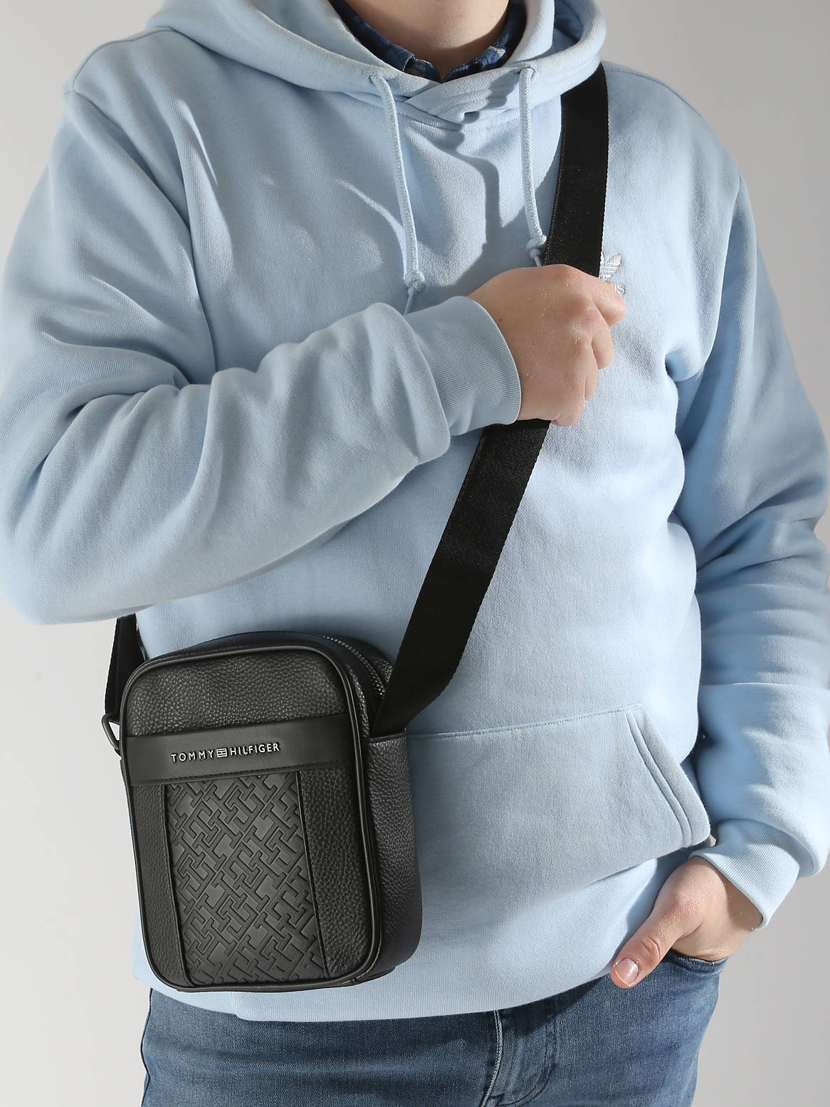 Sac bandoulire TOMMY HILFIGER
