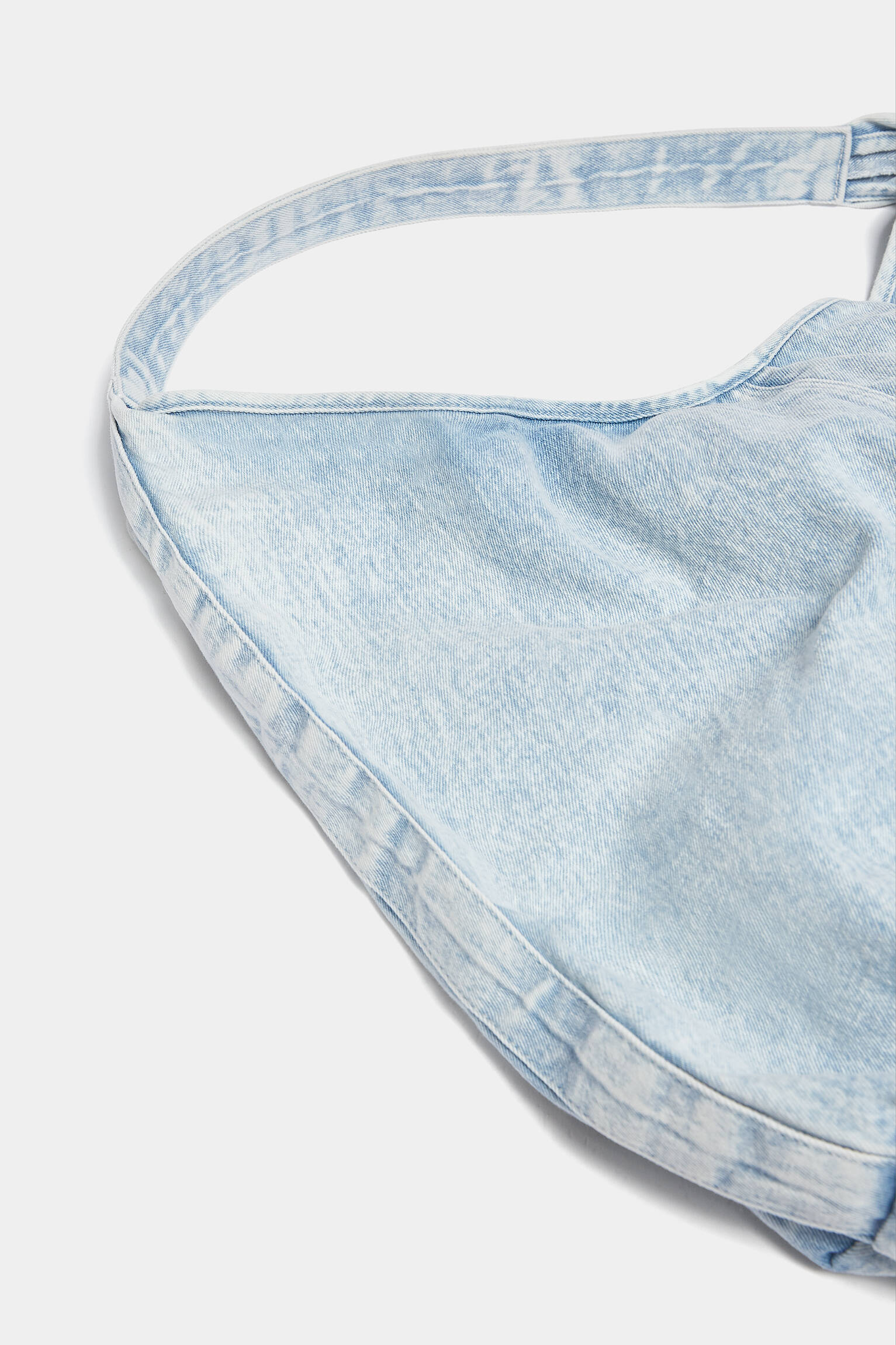 BOLSA DE COMPRAS EM JEANS - Jeans