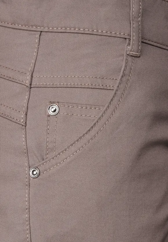 Casual Fit Hose mit Stretch - sandy mocca