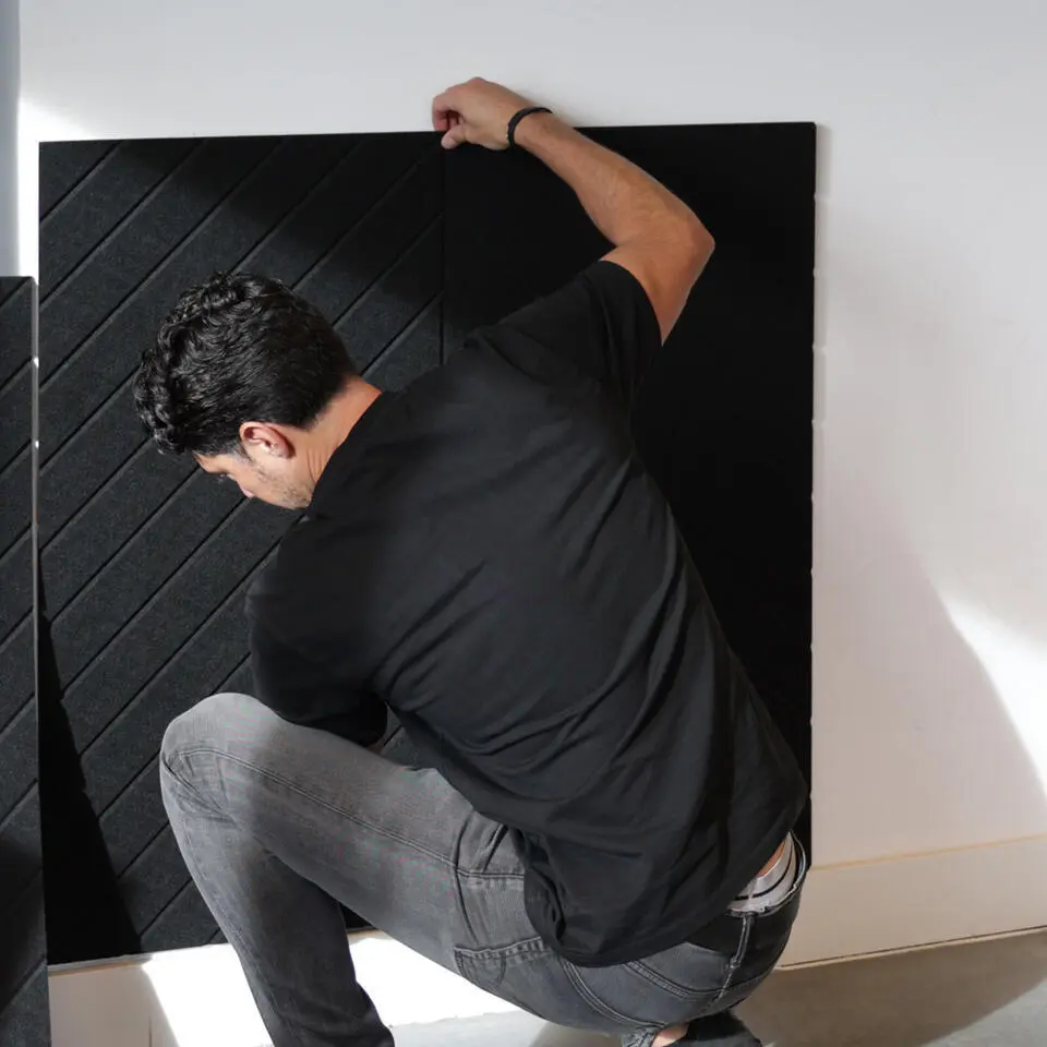 Akoestisch wandpaneel PET-vilt - 100x100cm - Visgraat motief Lichtgrijs