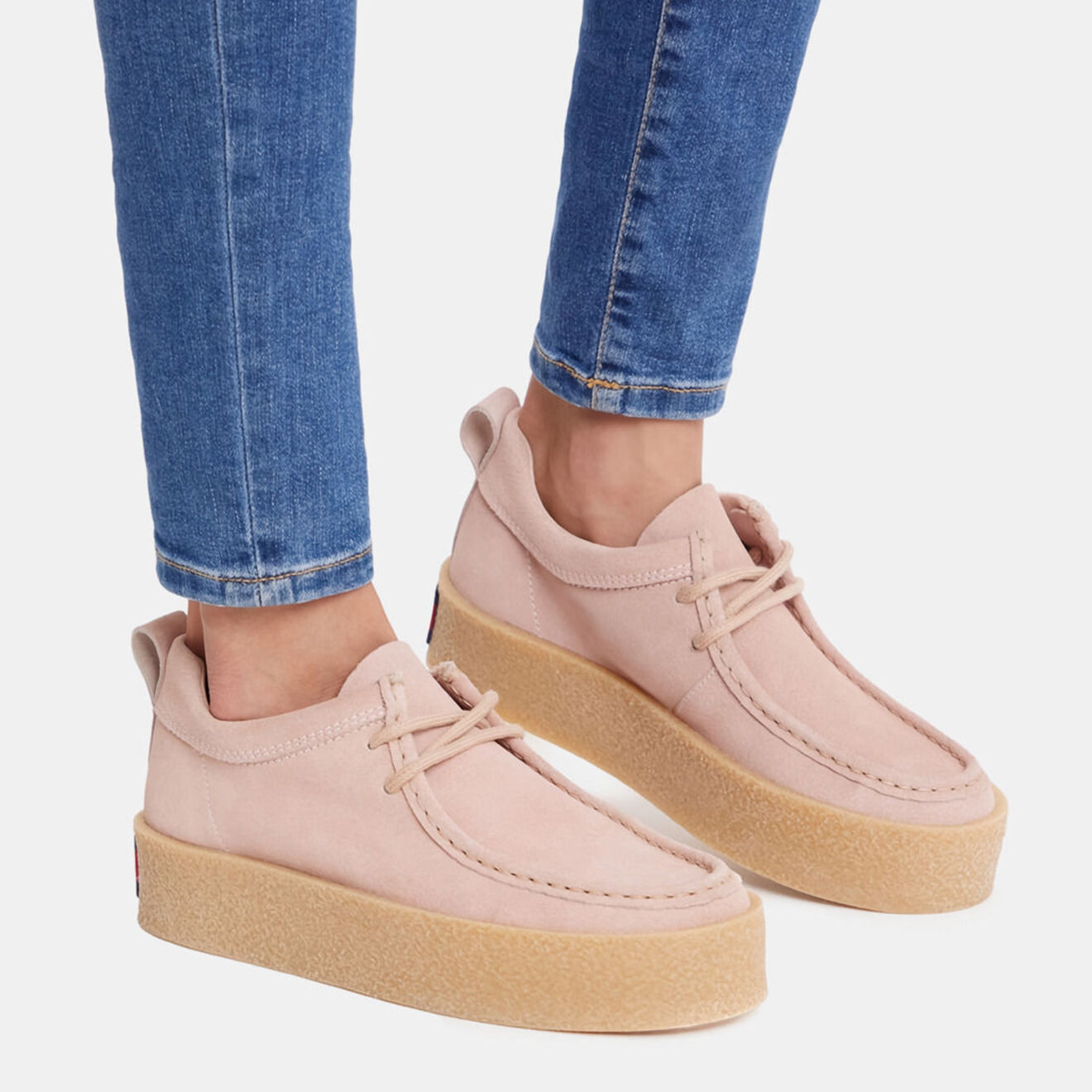 Tommy Hilfiger Mocassins en Velours de Cuir Wallabee beiges