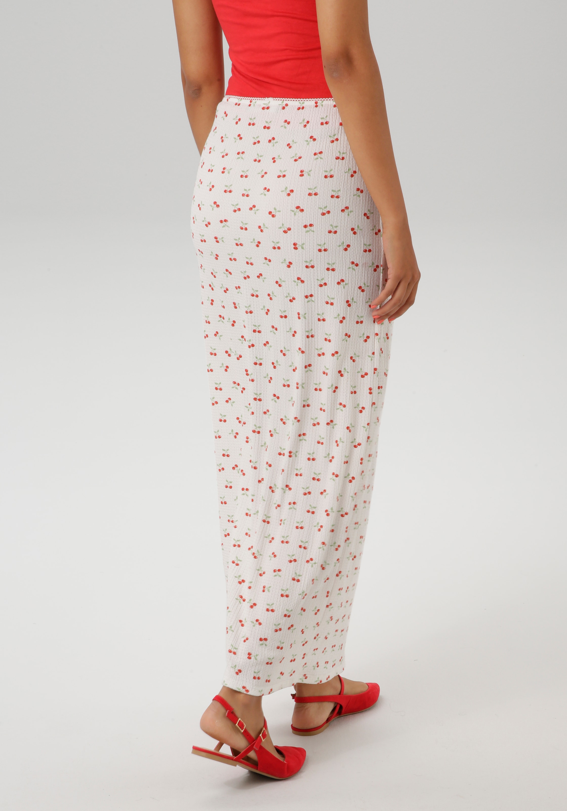 Aniston CASUAL Maxirock , allover mit Kirschen bedruckt