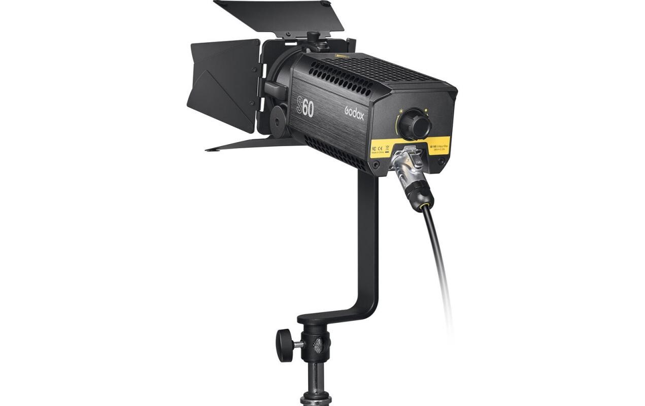 S60 Fokussier leuchte<br>LED-Spotlicht mit fokussierbarem Strahlenwinkel und App-Steuerung