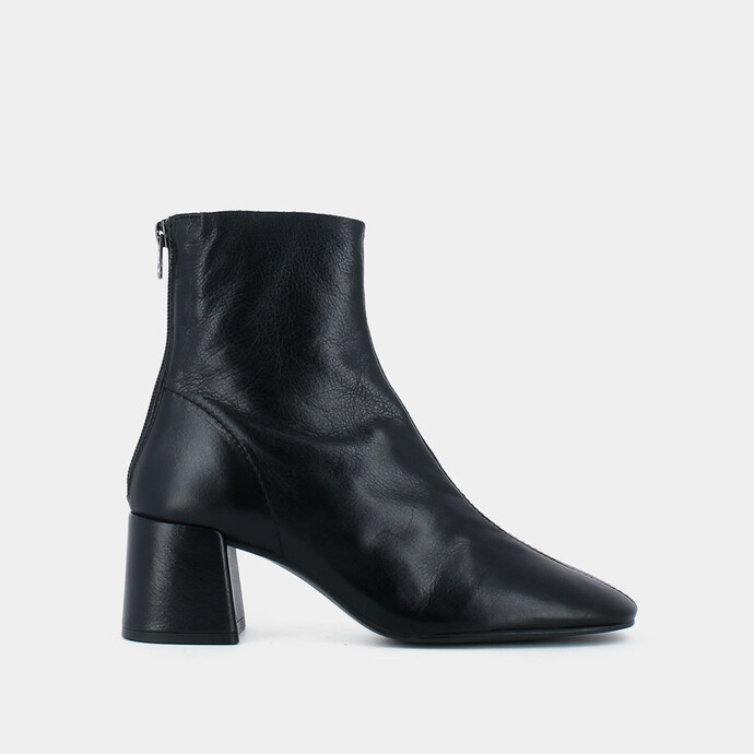 Bottines à talons  en cuir noir