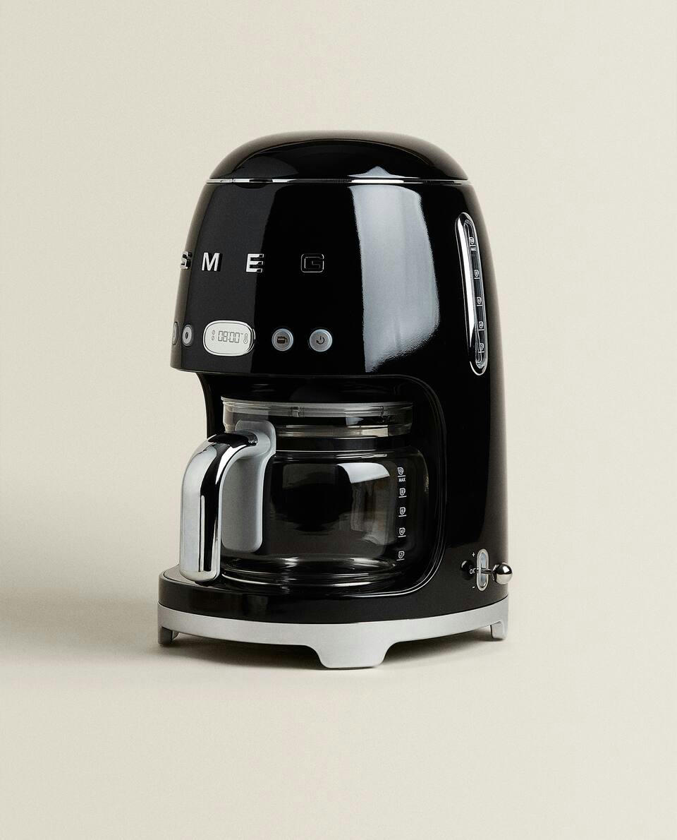 Máquina de café por gotejamento programável SMEG