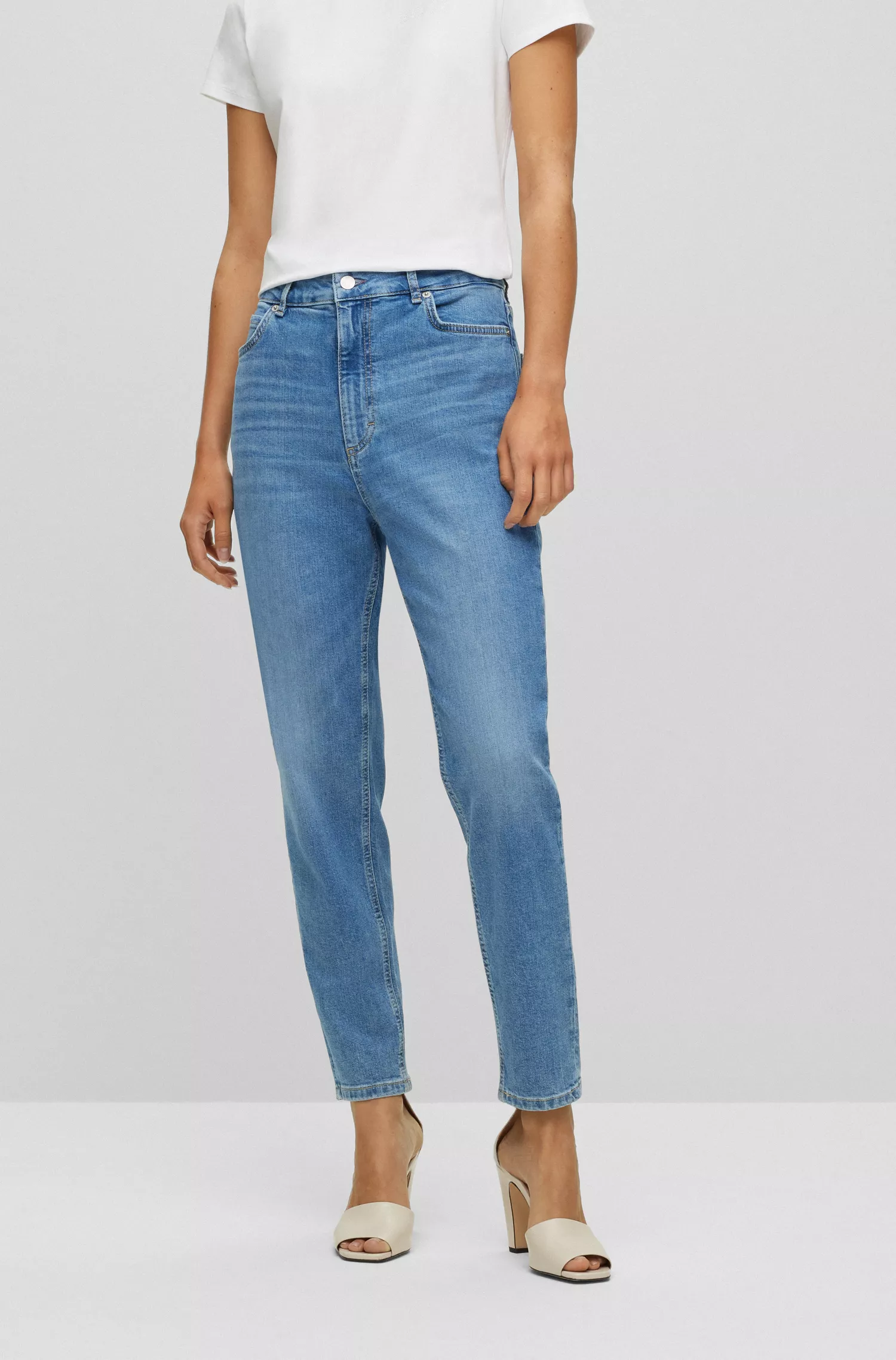 Calça jeans cropped de cintura alta BOSS preta em denim azul confortável com elasticidade.