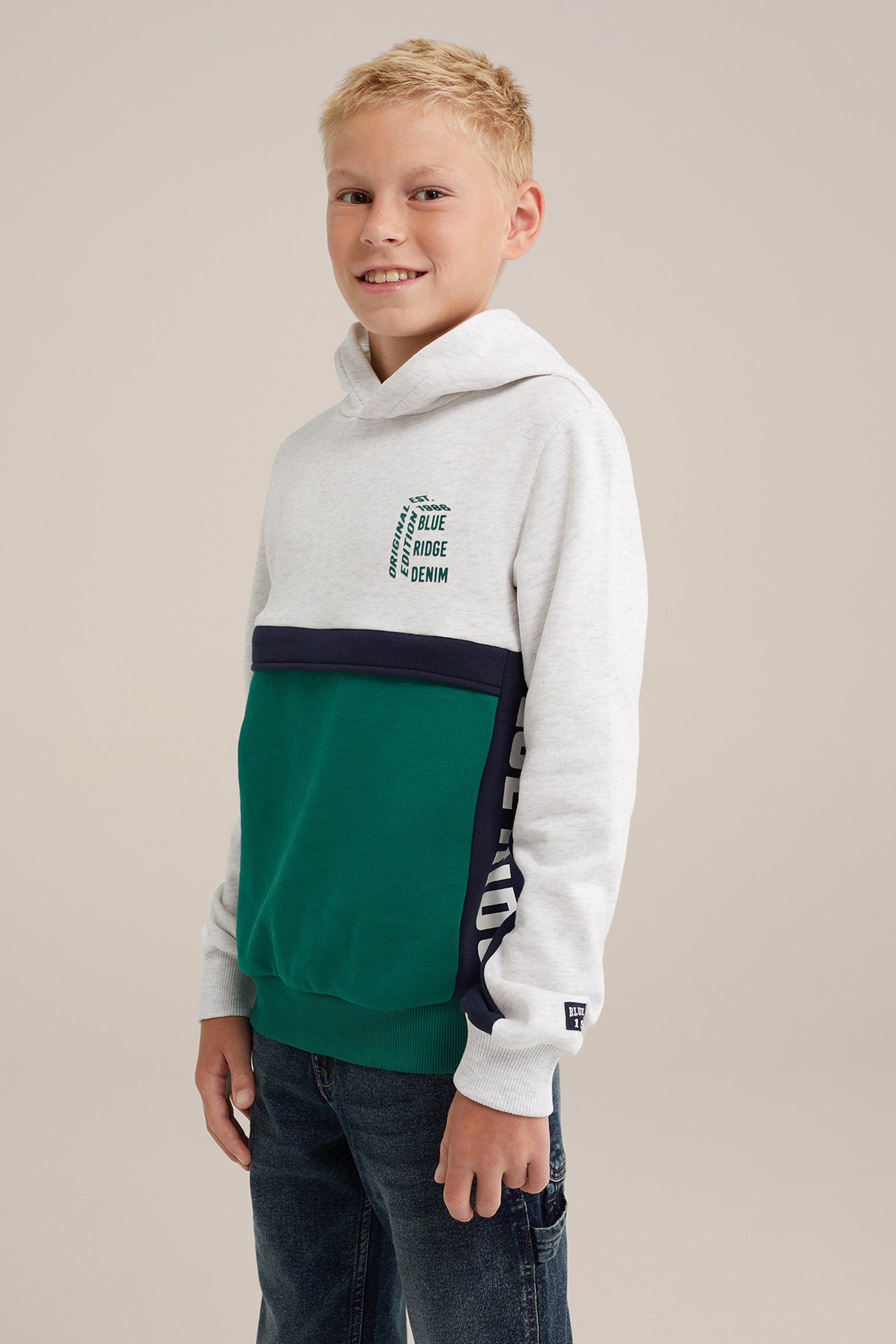 Jongens hoodie met colourblock Blue Ridge Wit
