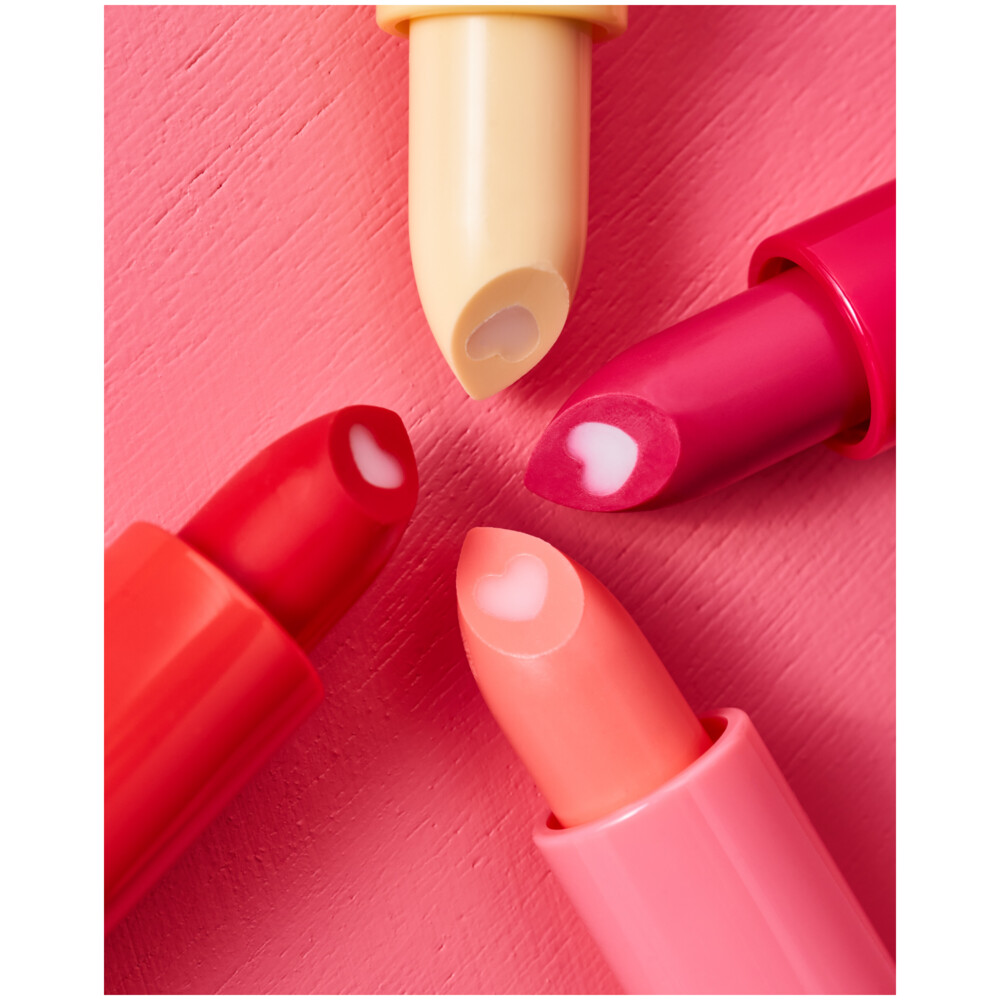 essence Heart Core Fruity Lip Balm 01 Crazy Cherry3 gr
