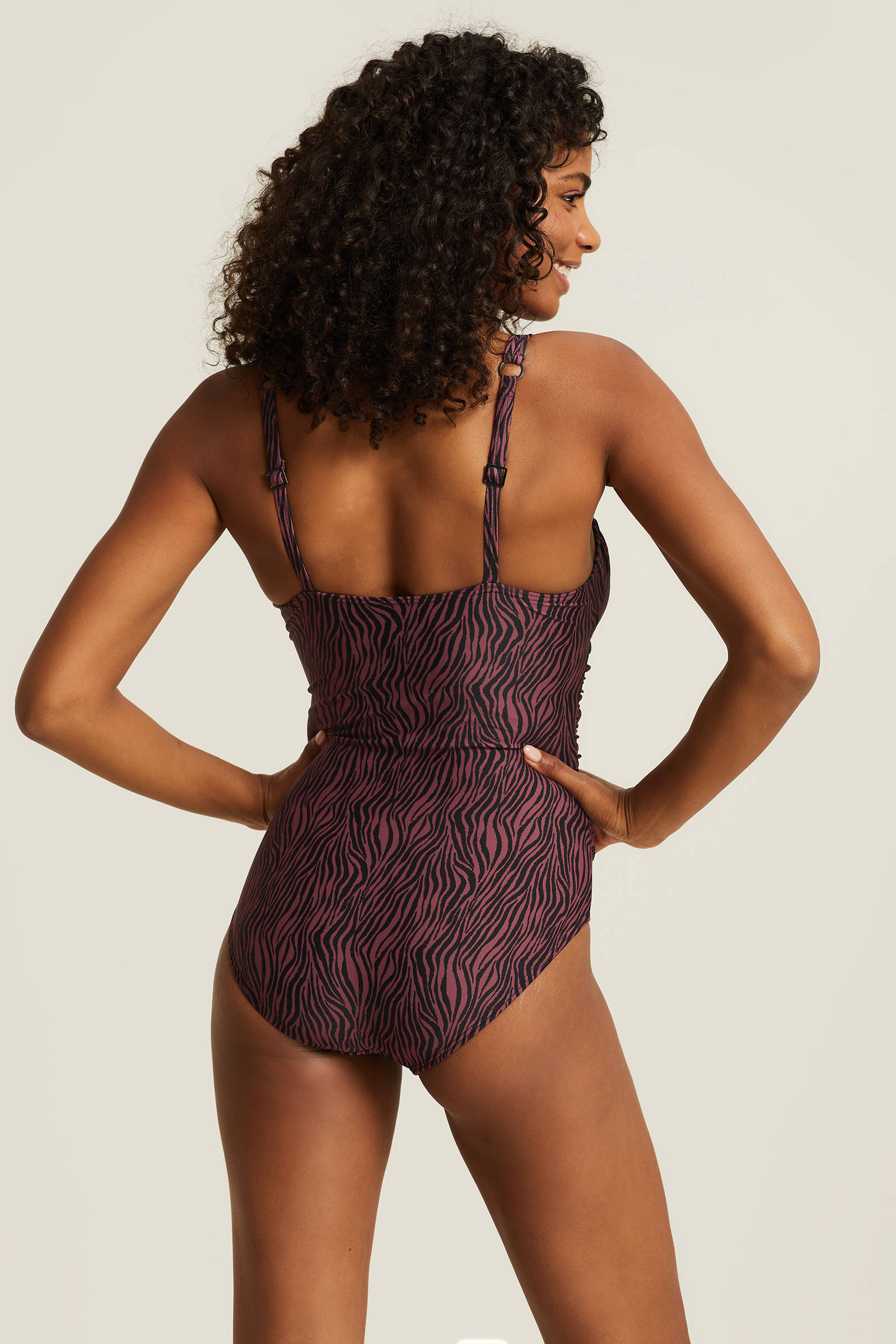BEACHWAVE corrigerend badpak met overslag donkerroze/zwart