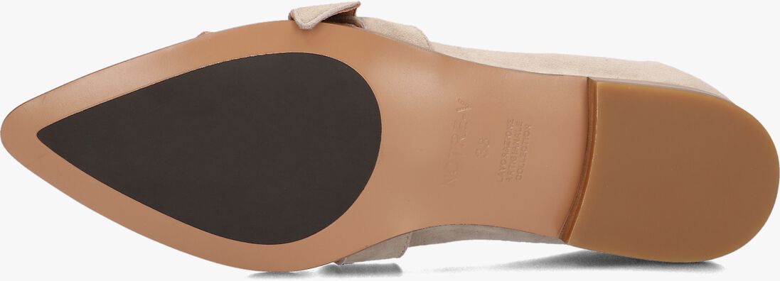 beige notre-v loafers 5672