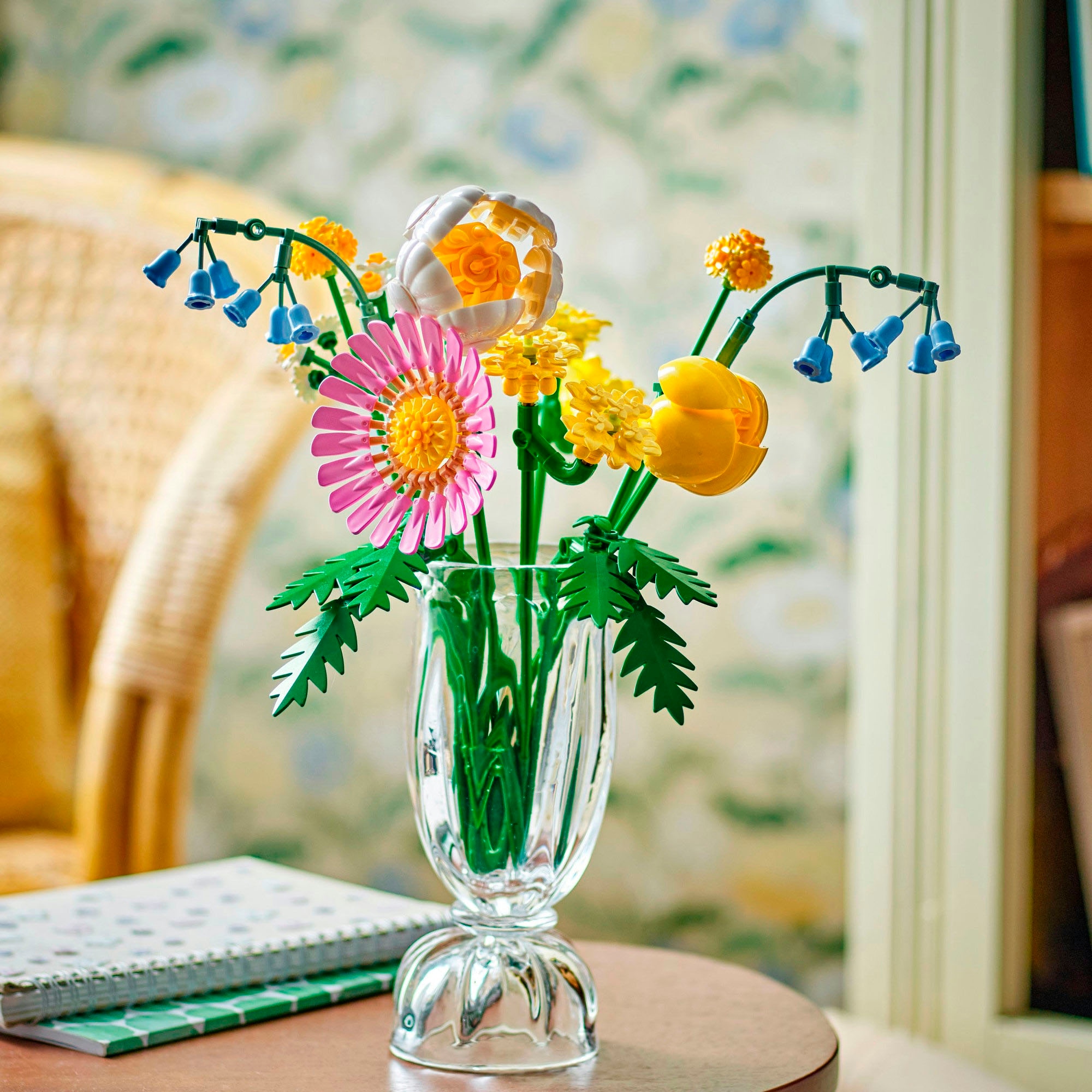 LEGO® Konstruktionsspielsteine »Kleiner Sommerstrauss (10347), LEGO Botanicals« Made in Europe