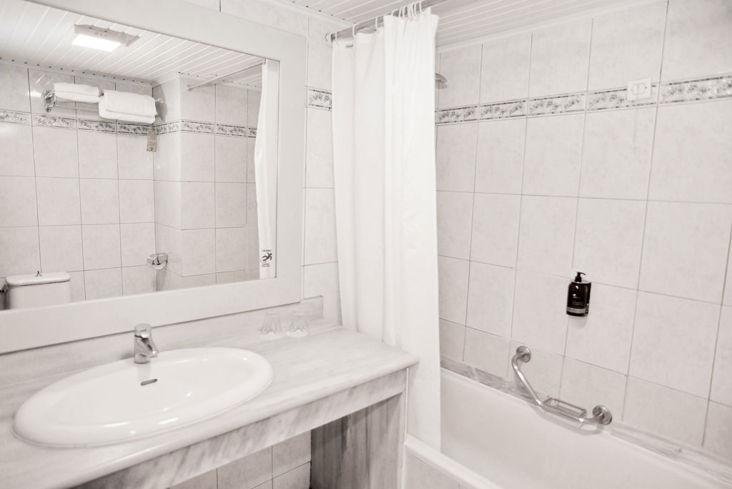 Kosta Palace Hotel Logies - Hotel