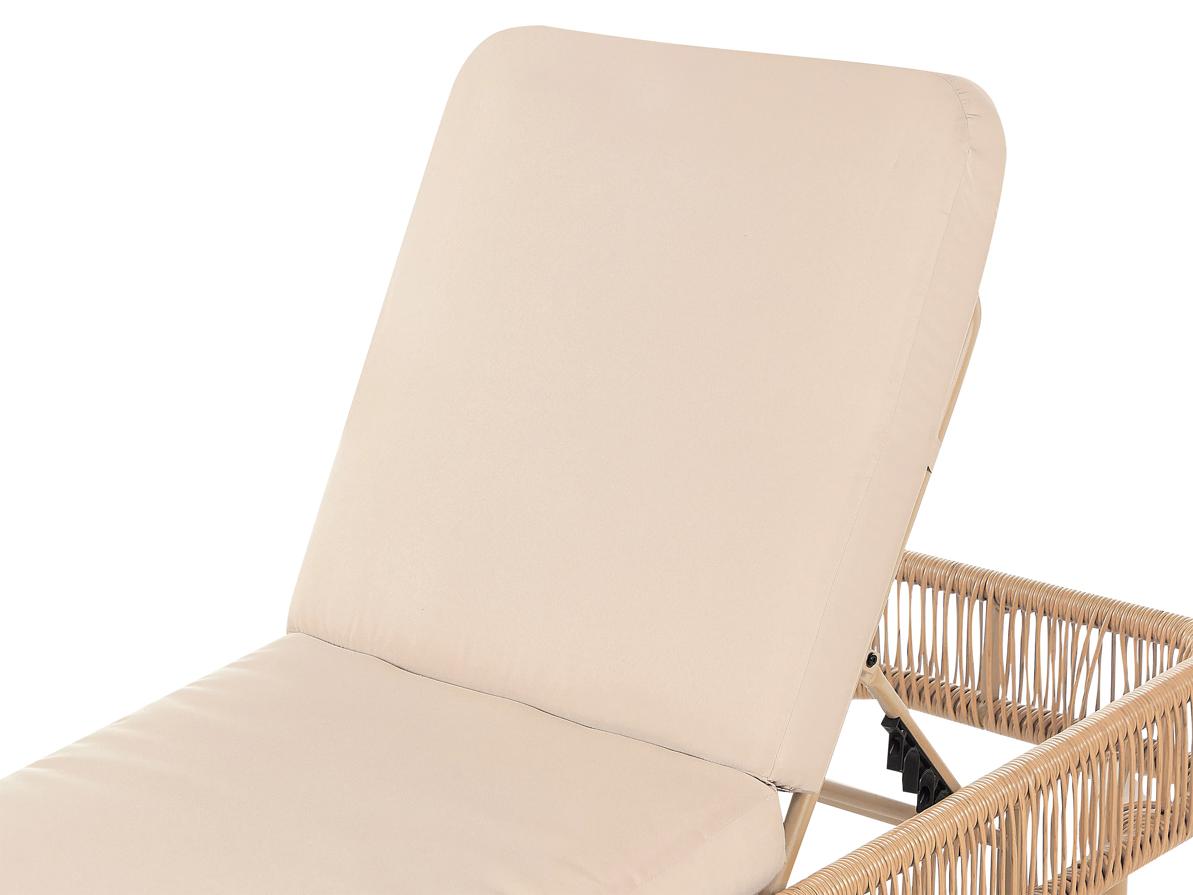 Ligstoel met kussen OSINI achteroververstelbaar PE rotan Beige