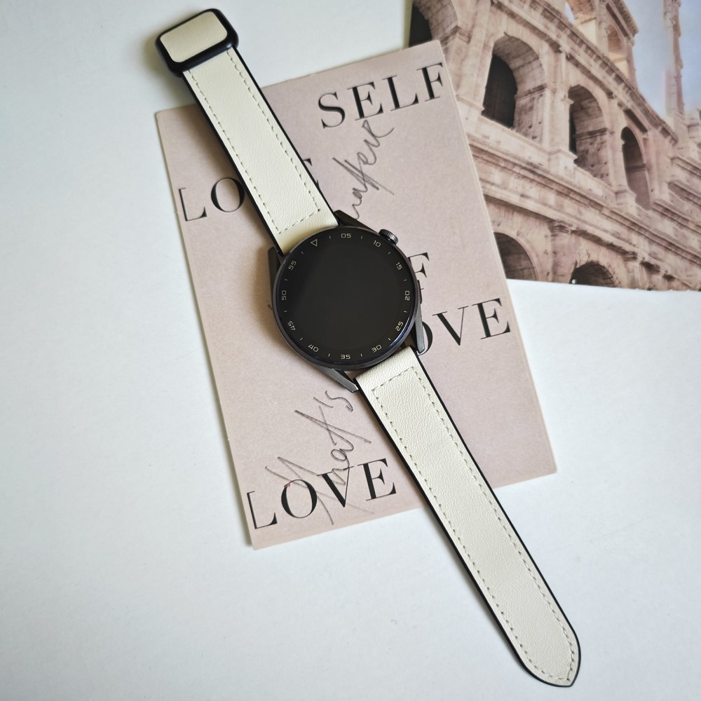 Samsung Galaxy Watch 3 (45mm) Silikon Armband mit Kunstlederschicht   Magnet-Verschluss - Cremefarben