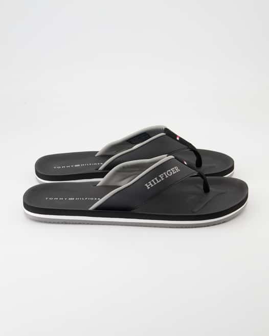 Tommy Hilfiger Beach Sandal Zehentrenner in Schwarz