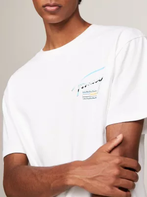 Camiseta com logo metálico nas costas