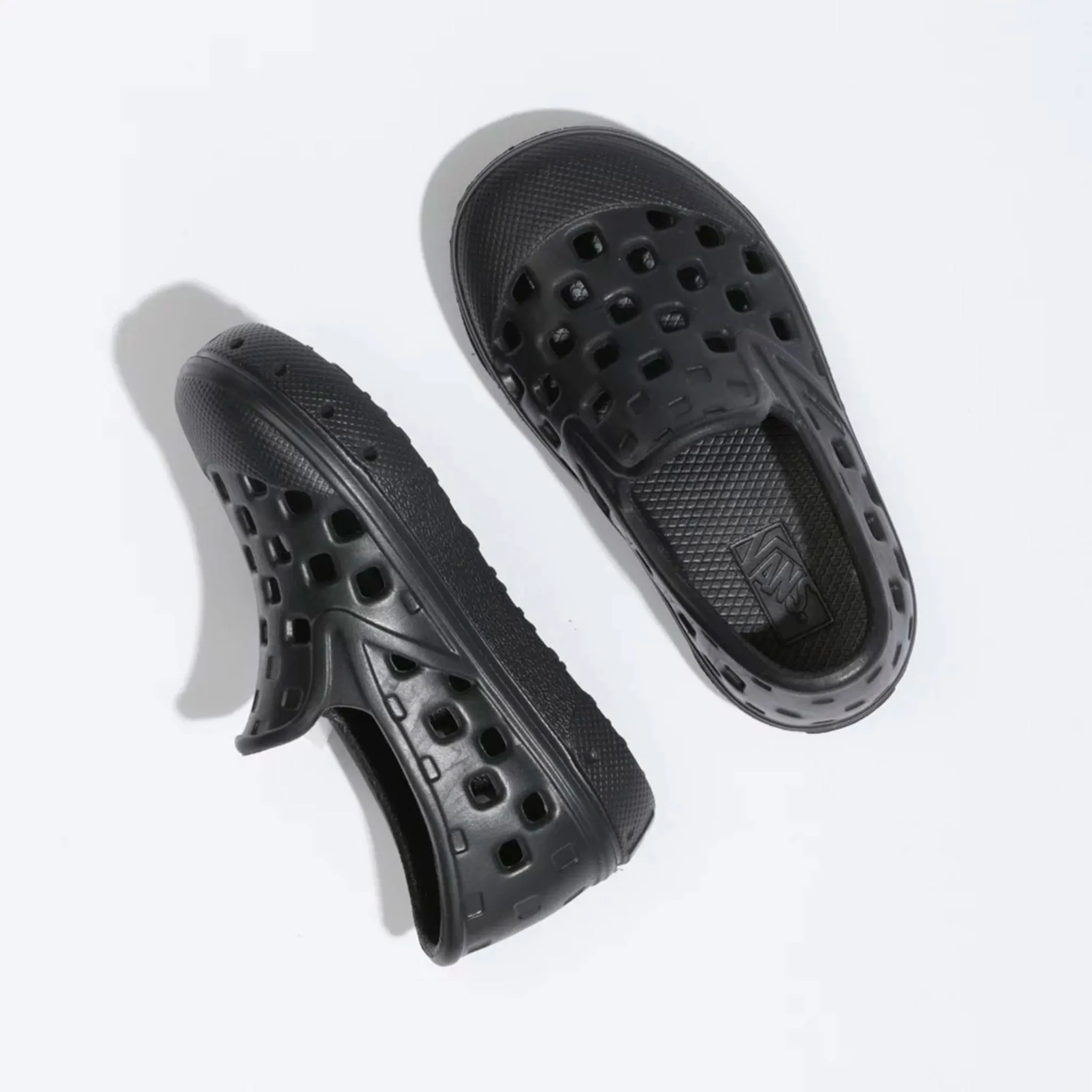 Vans Soulier Slip On Trek Noir Pointures 2-10