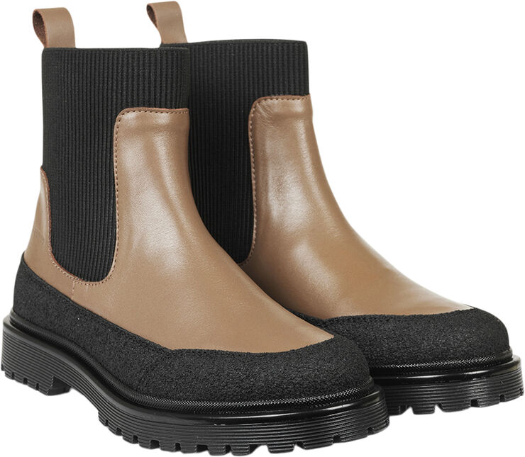 ANGULUS Støvlet med elastik og track-sål 1321/1756/019 black/taupe/blac