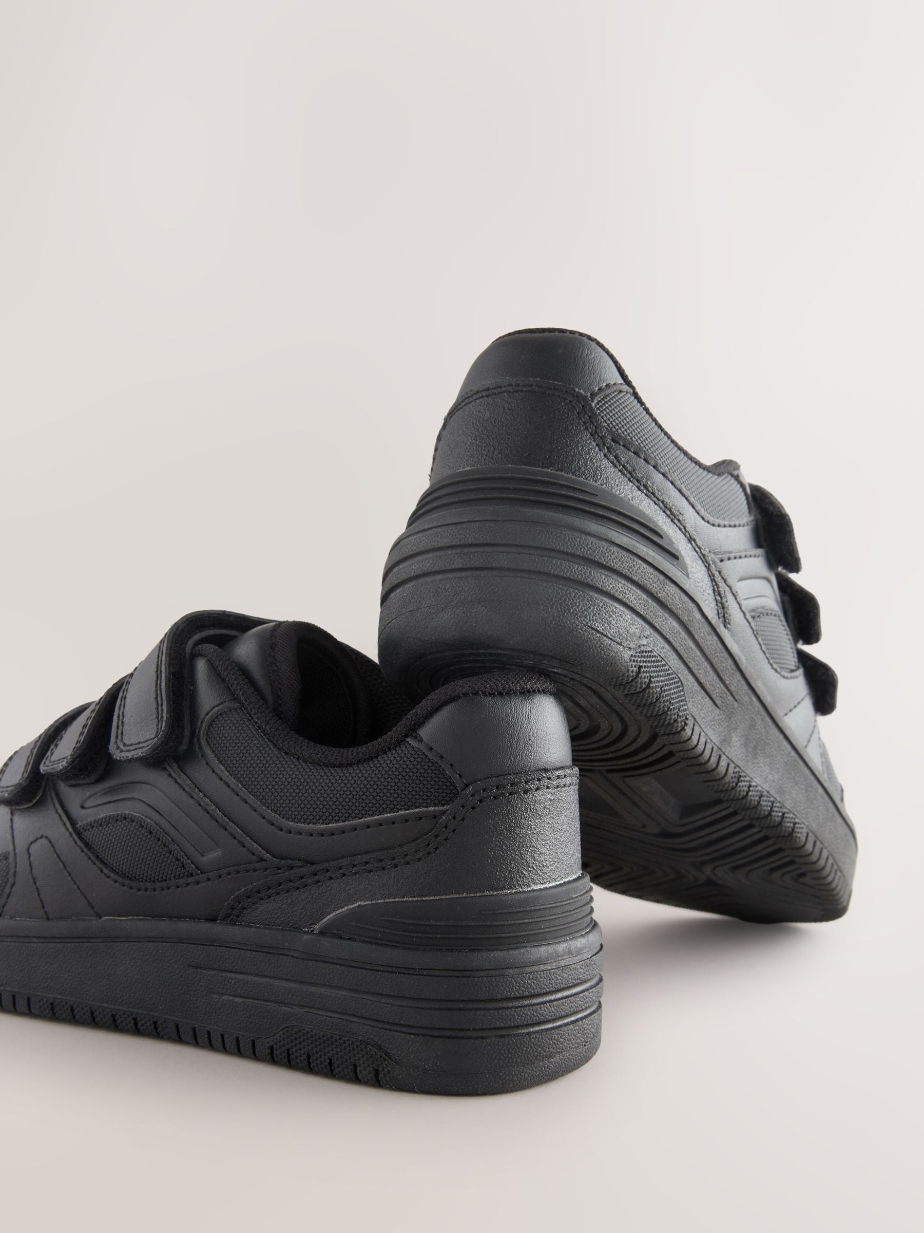 Zwart - Leren schoolschoenen met 3 klittenbandsluitingen