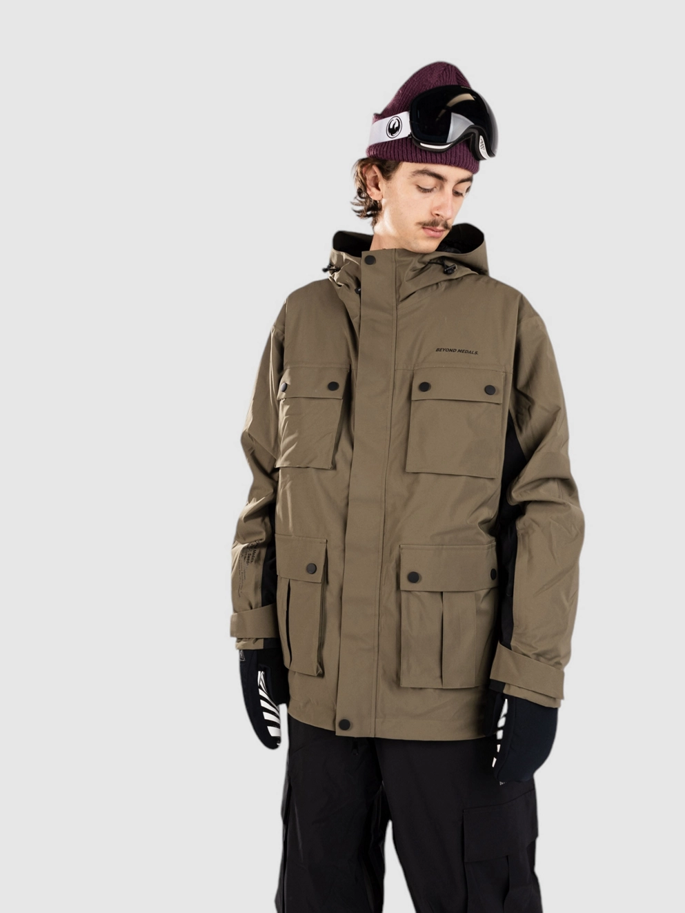 Beyond Medals Cargo 2L Jacket green