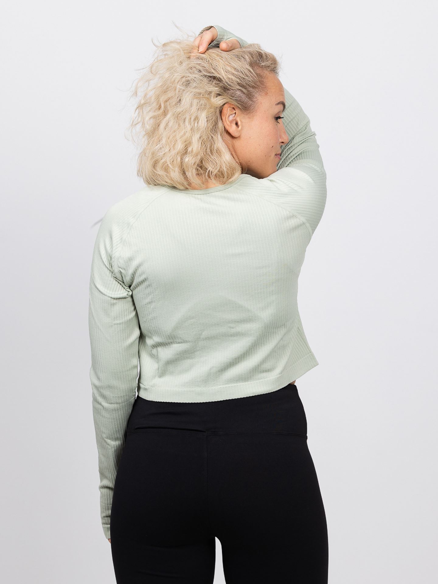 Seamless Crop Long Sleeve