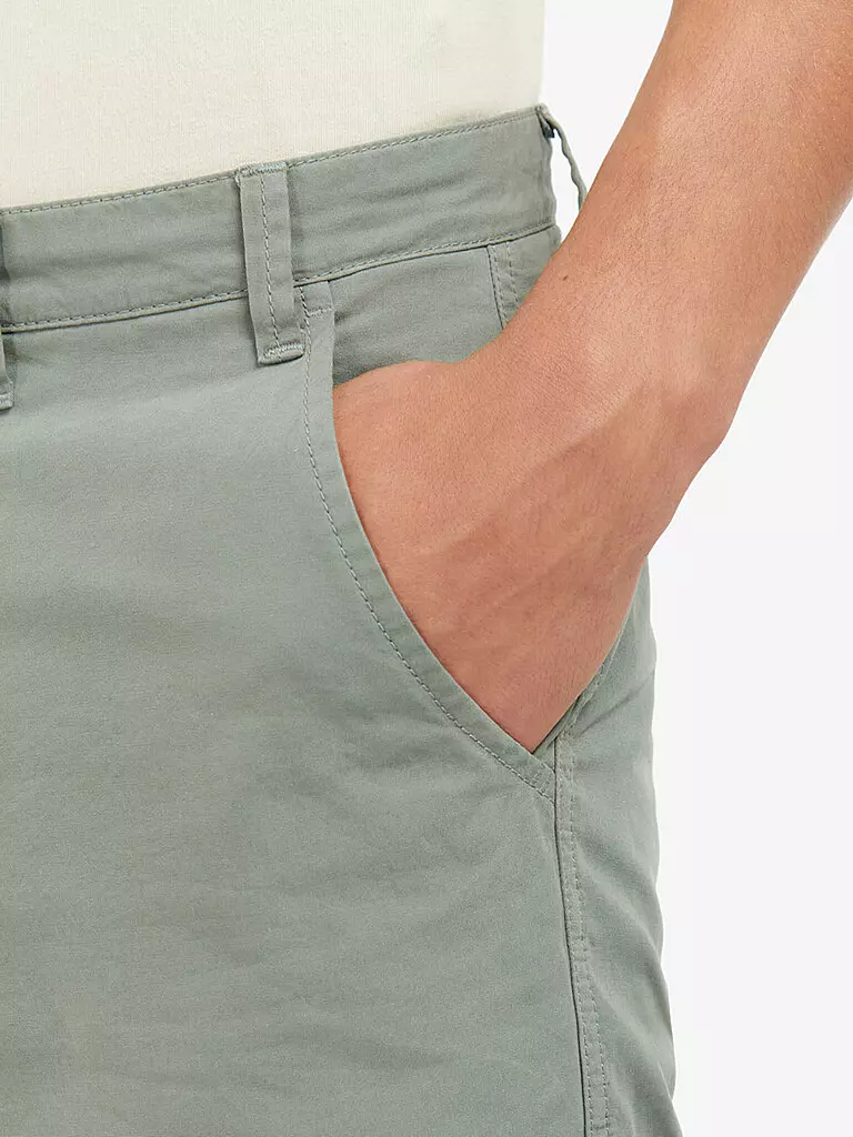 BARBOUR Chino GLENDALE hellgrün