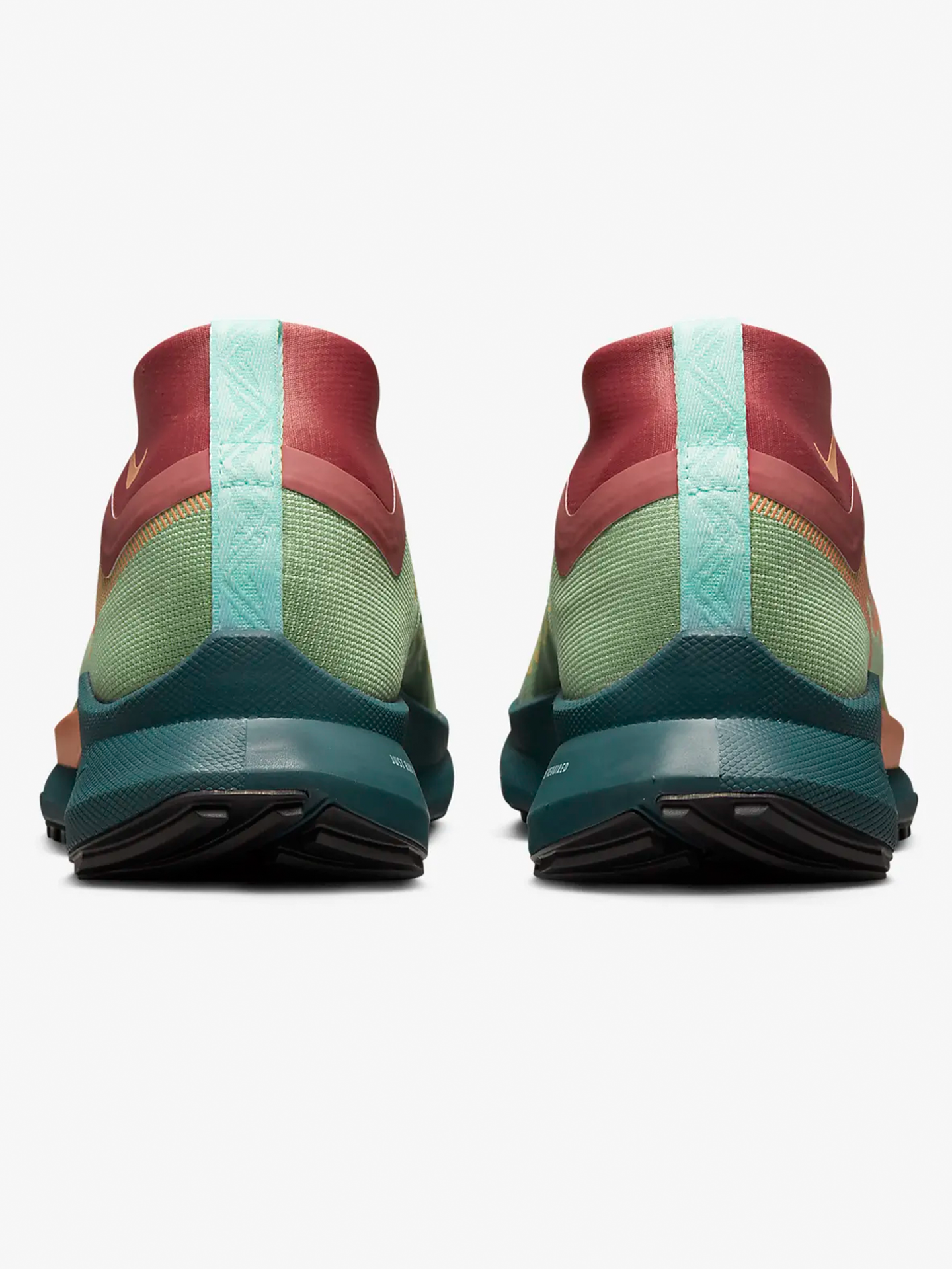 React Pegasus Trail 4 GTX