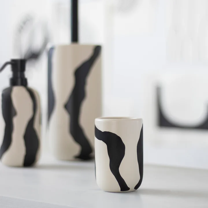 Mette Ditmer - Icon Zahnputzbecher, off-white / schwarz