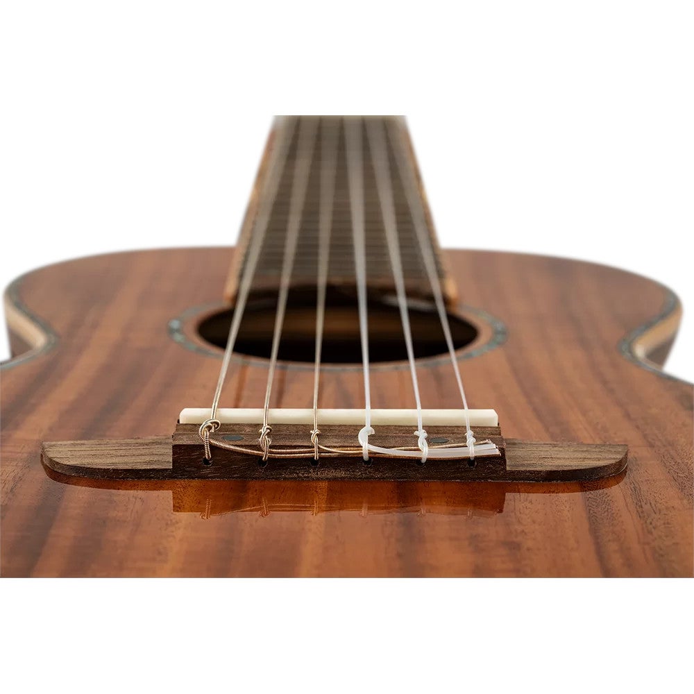 Ortega Mini/Travel Series RGLE18ACA elektrisch-akoestische guitarlele met gigbag