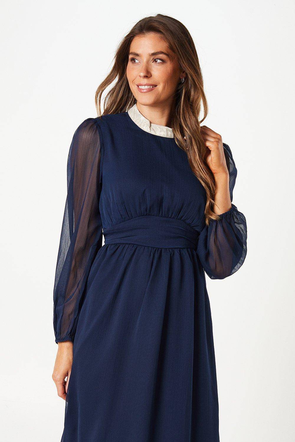 Wallis Robe Midi Taille Froncée avec Finitions Métallisées