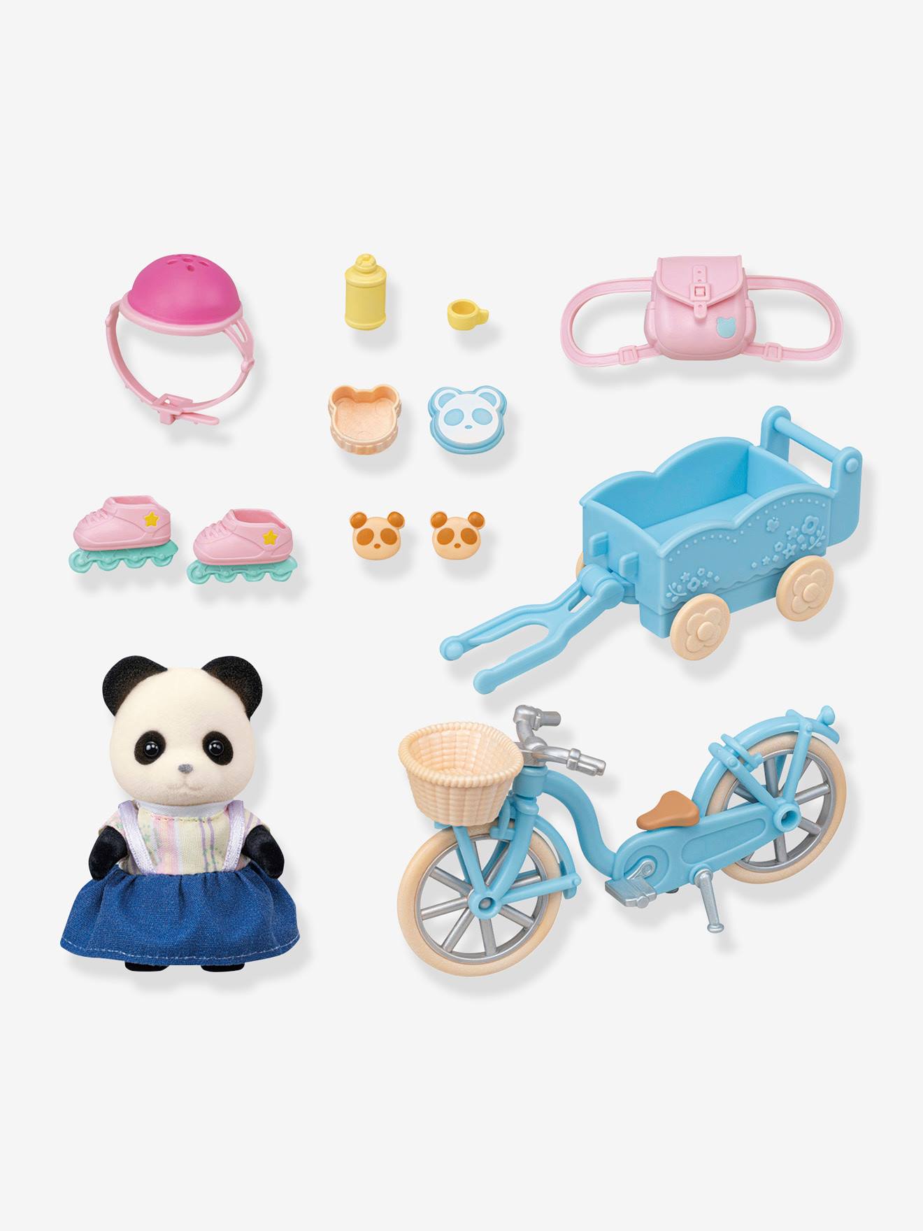 Menina panda, sua bicicleta e seu reboque