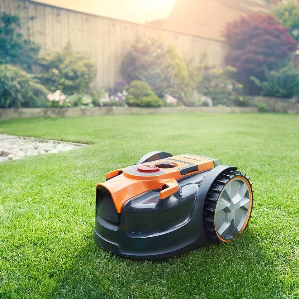 Lawnmaster OcuMow®16 Mähroboter kabellos für geeignet für bis zu 150 ㎡ Selbstfahrender Rasenmäher Roboter Hindernisvermeidung Geraeuscharm mähroboter ohne begrenzungskabel