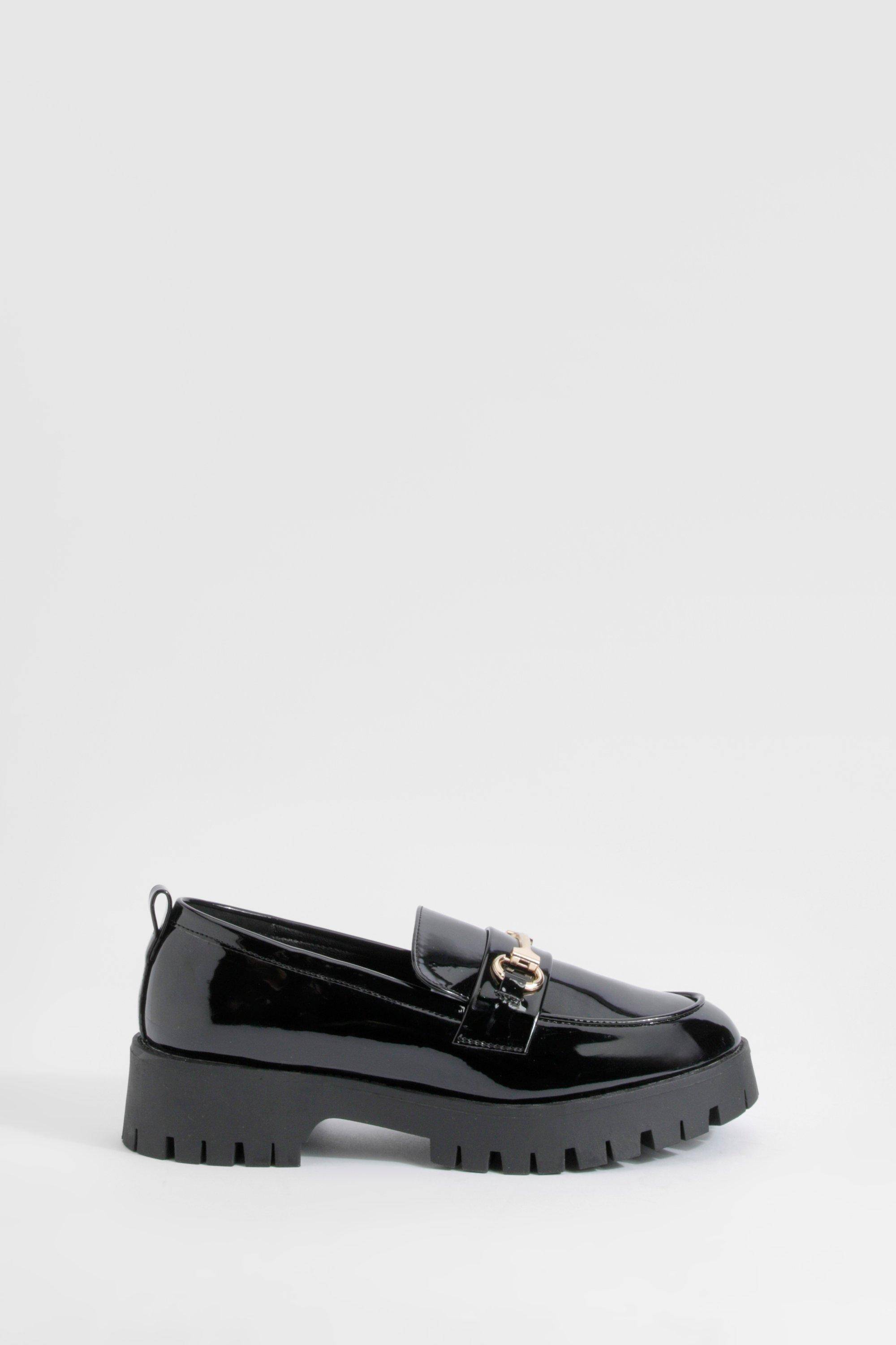 boohoo Mocassins À Barre En T Vernis Chunky Coupe Large