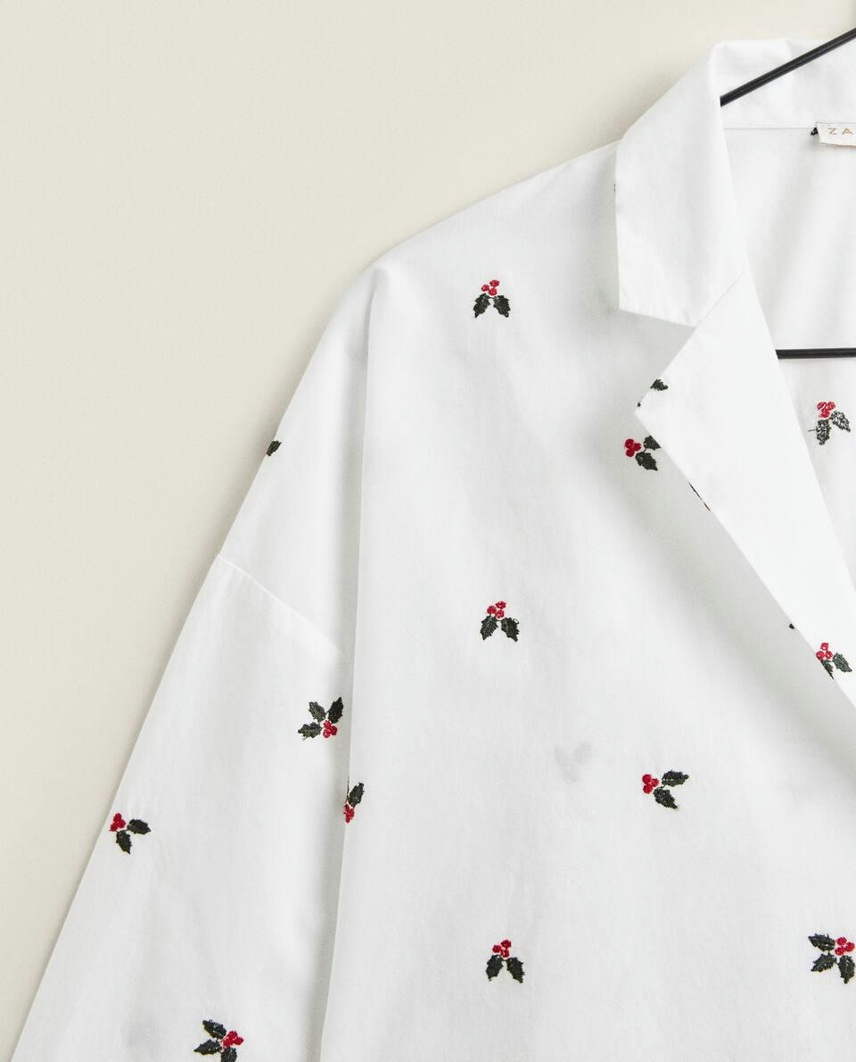 Blusa de pijama de algodão com azevinho natalino