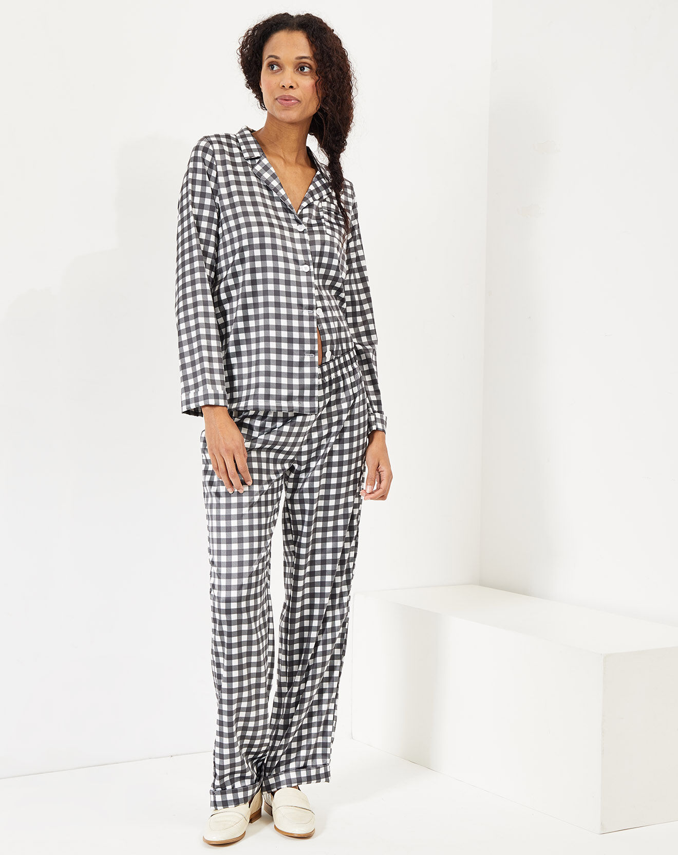Quartier Latin Pyjama satiné Elise à carreaux Vichy noir/blanc