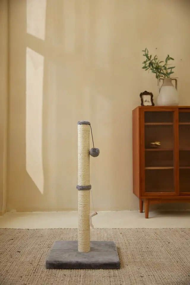 (80x40cm) Katzen Kratzstamm Sisal Kratzsäule mit Spielball   Spielmaus - Grau / Beige