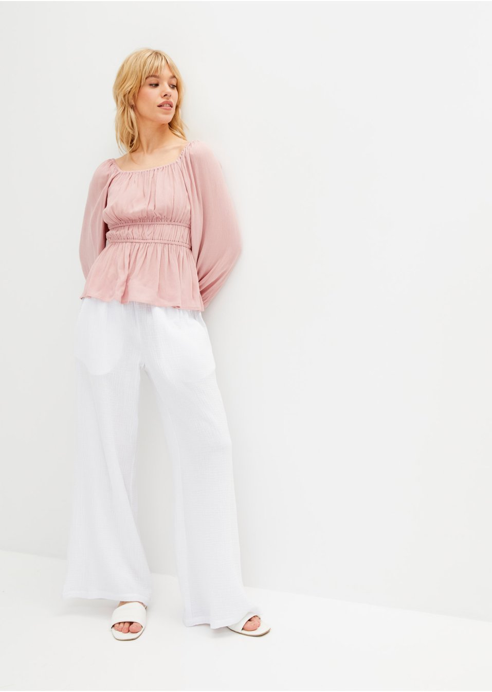 Blouse à encolure Carmen