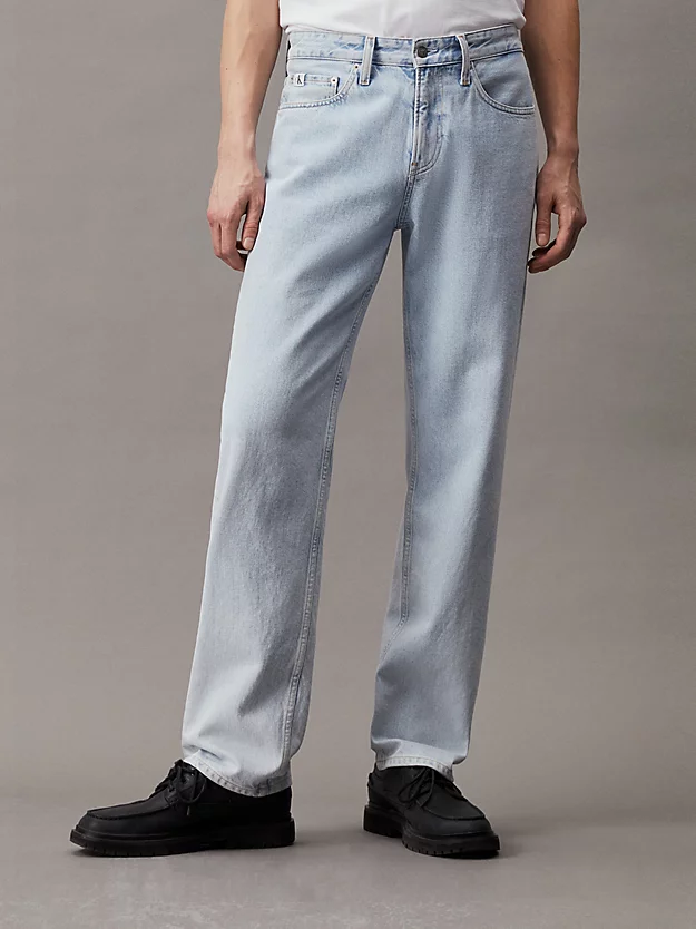 Calça jeans reta dos anos 90