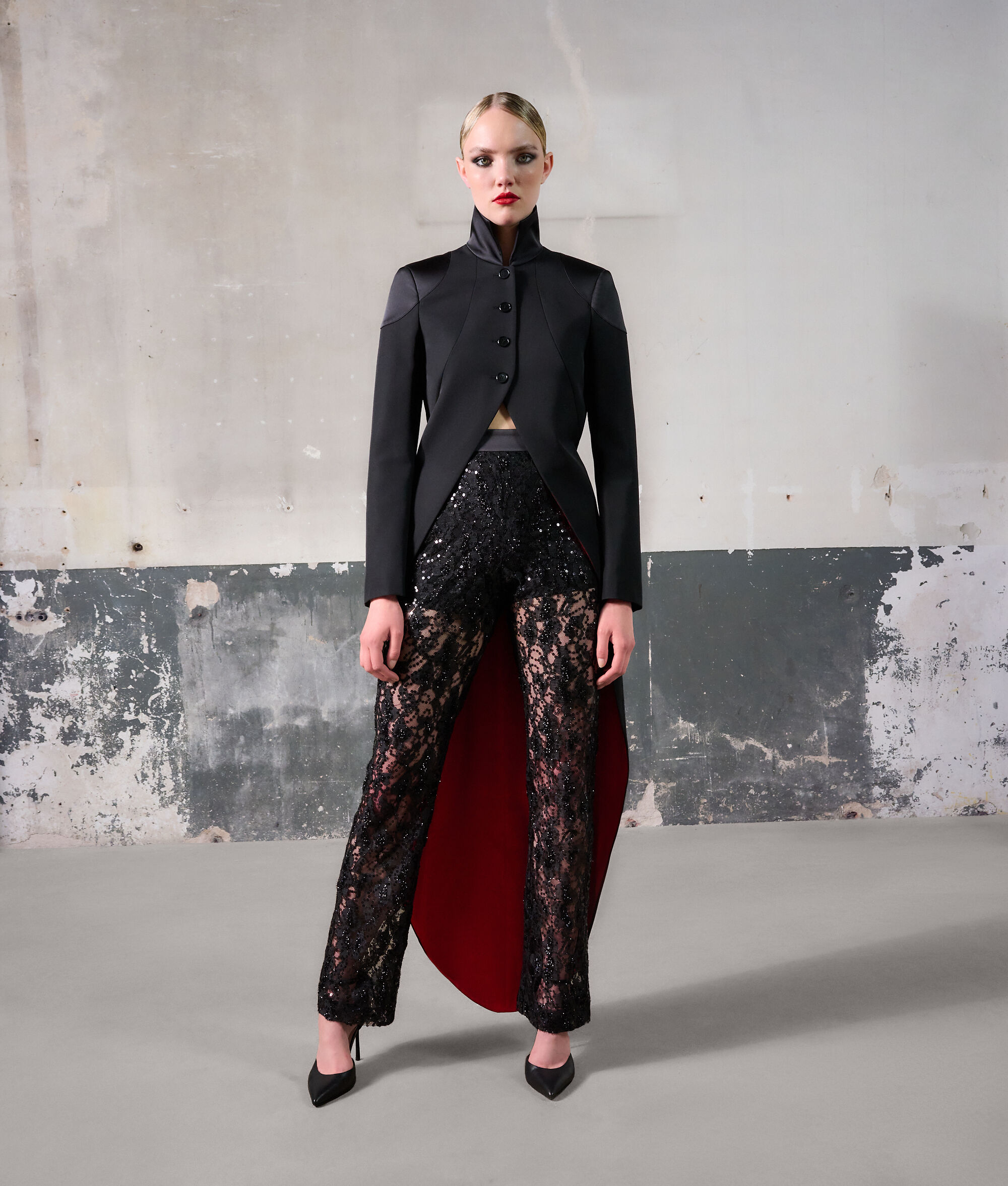 VESTE QUEUE-DE-PIE EN SATIN