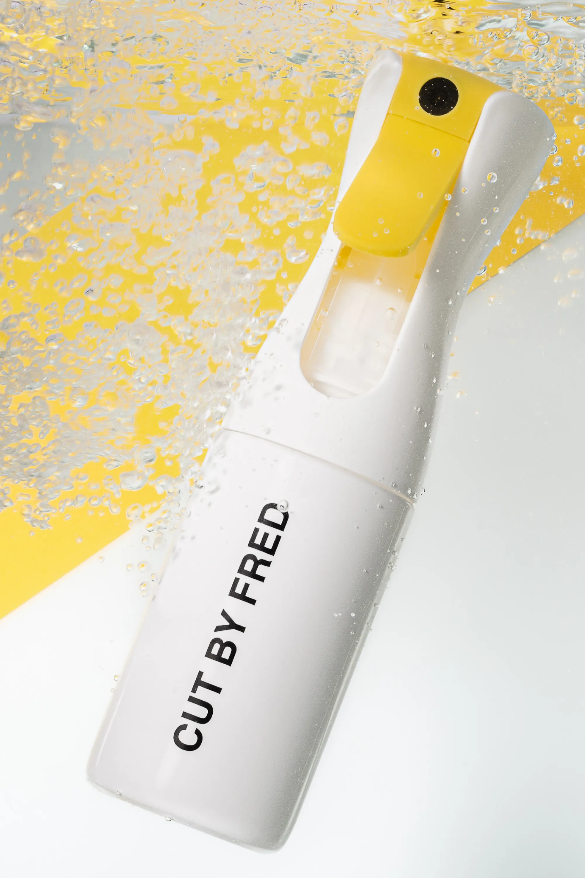 Cut by Fred Vaporisateur d’eau rechargeable Pschiitt By Fred-200 ml