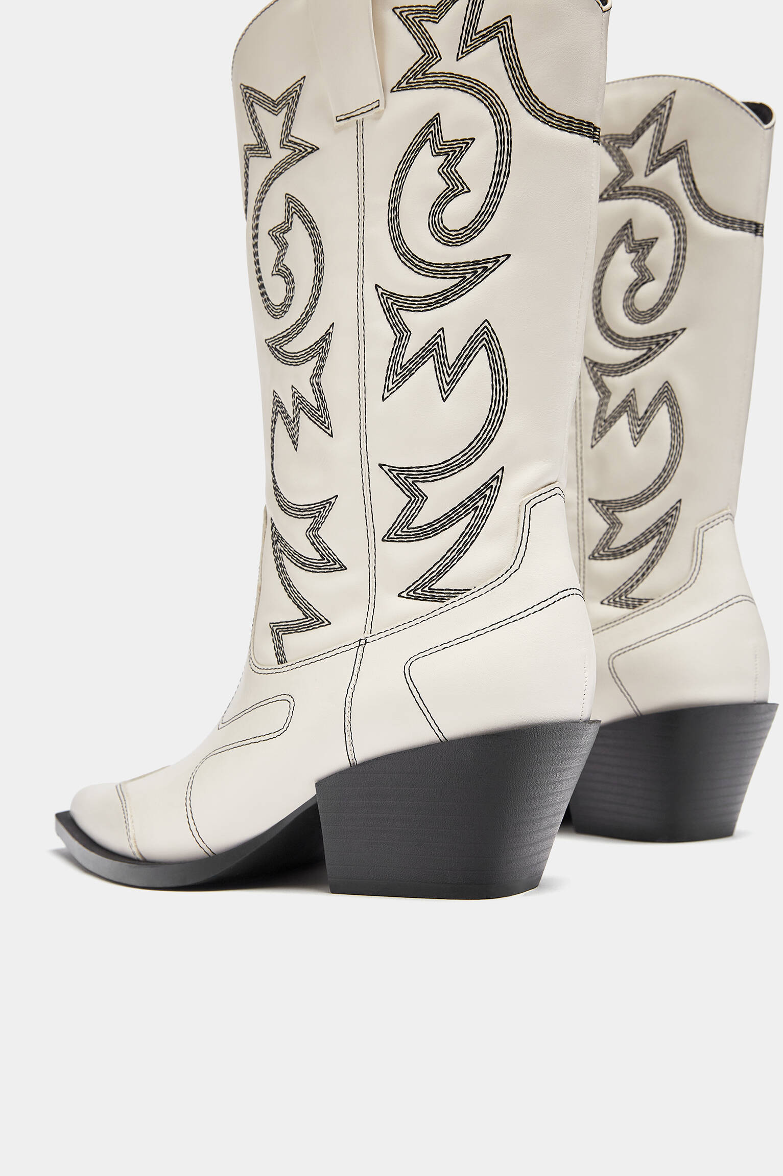 BOTA DE COWBOY - BRANCA