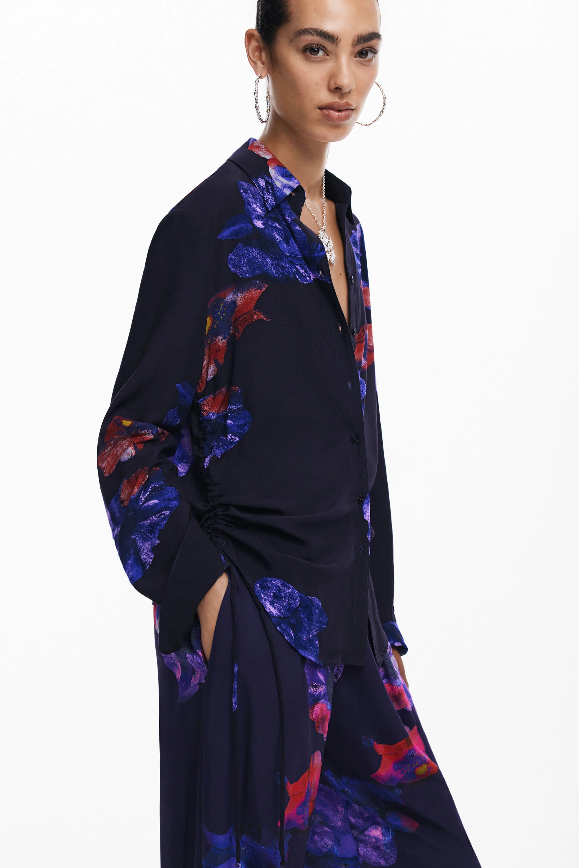 Camisa fluida flores